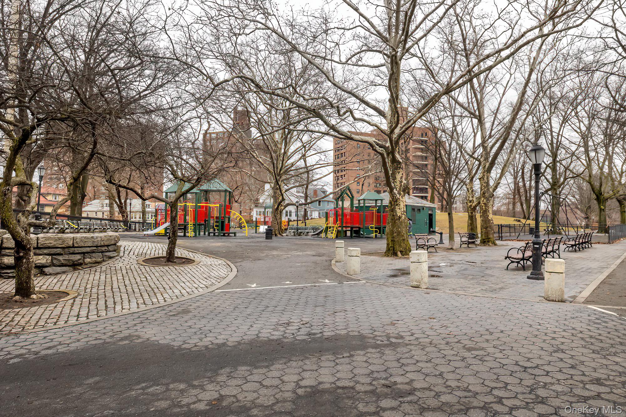 75 W 238th Street # 2D, Bronx, NY 10463