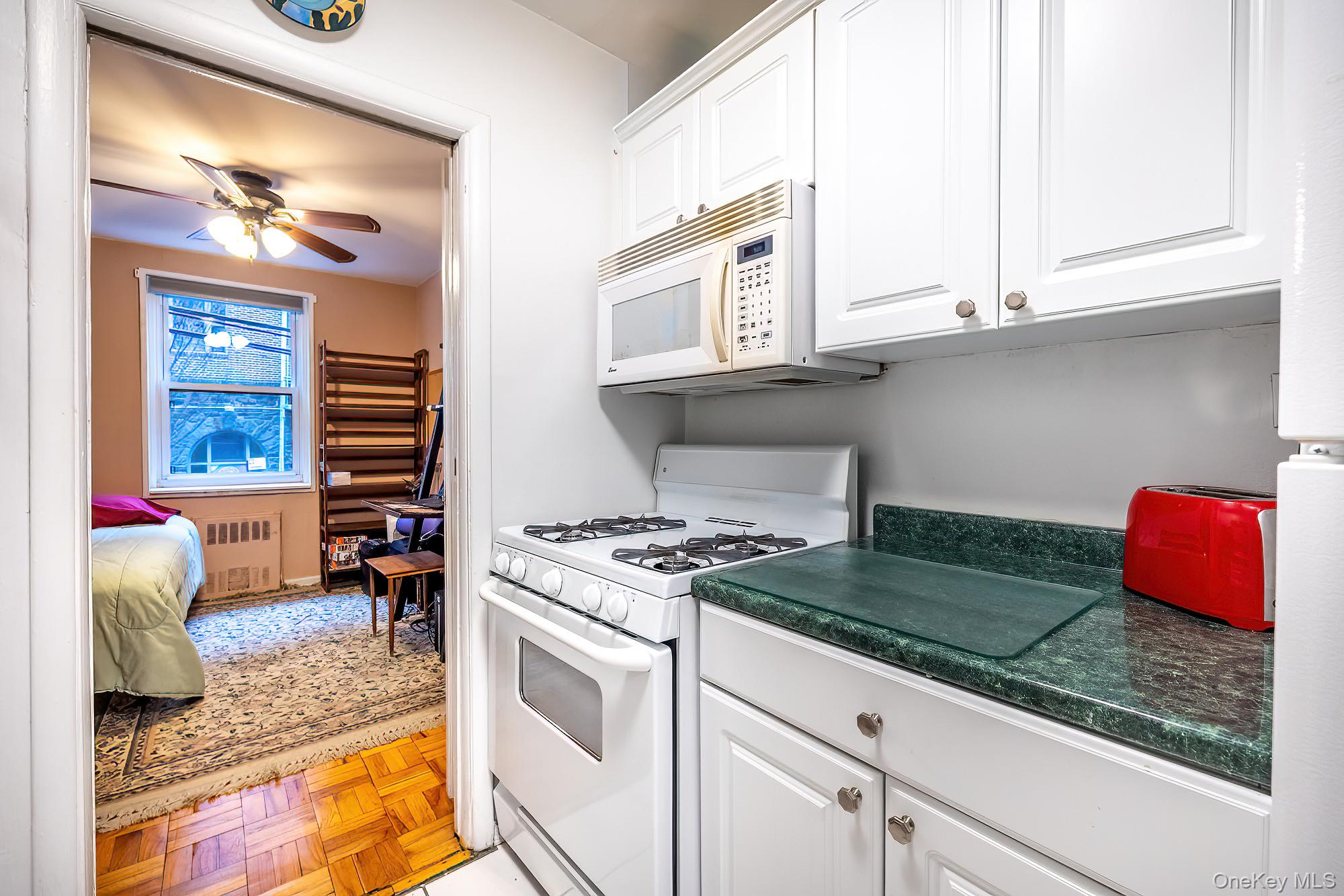 75 W 238th Street # 2D, Bronx, NY 10463