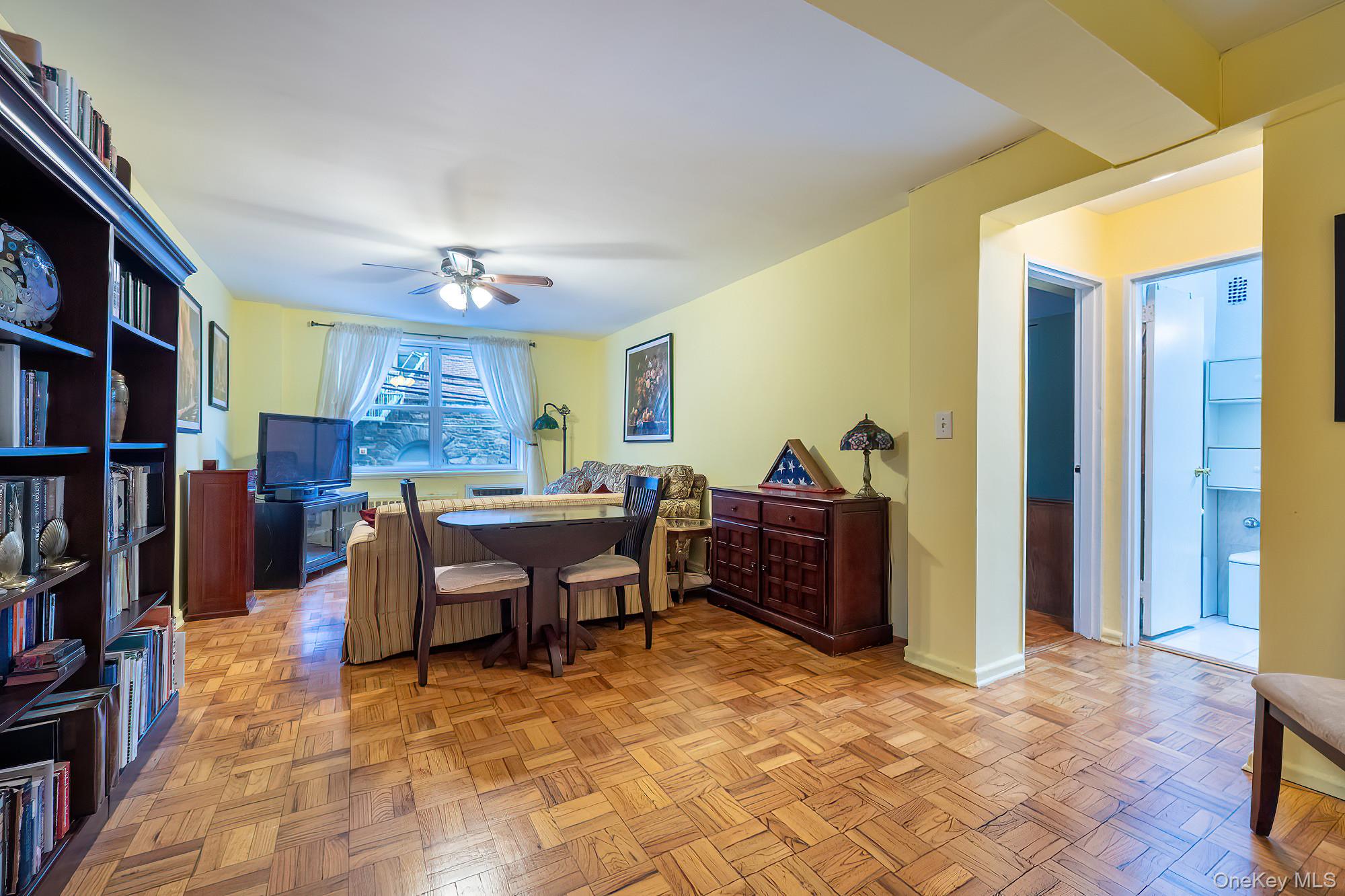 75 W 238th Street # 2D, Bronx, NY 10463