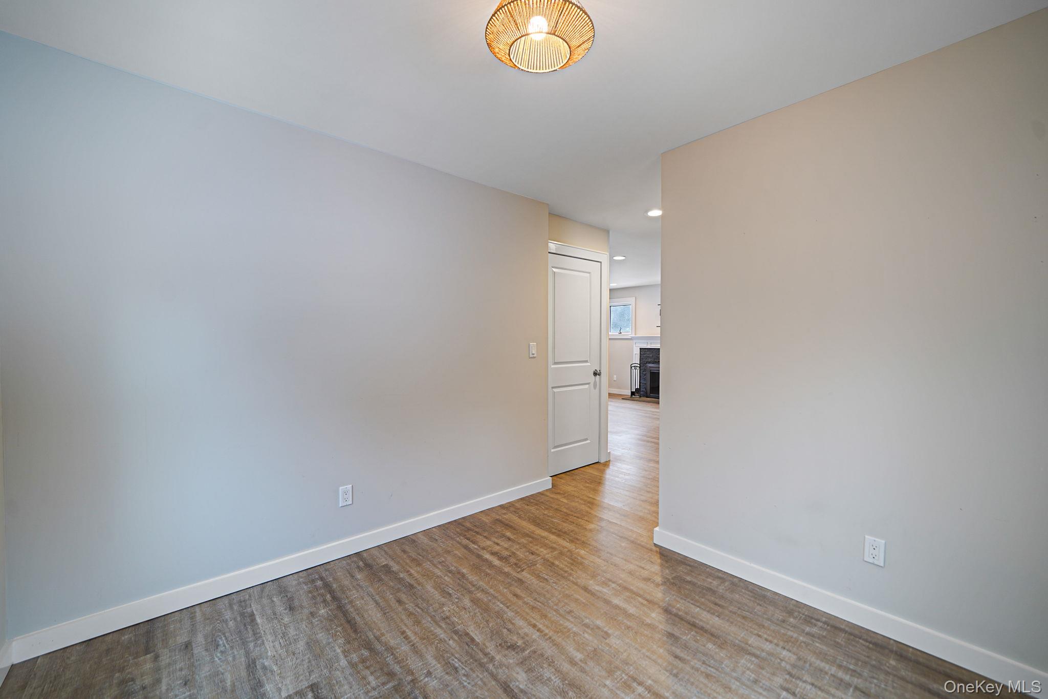 10 Terry Place, Center Moriches, NY 11934