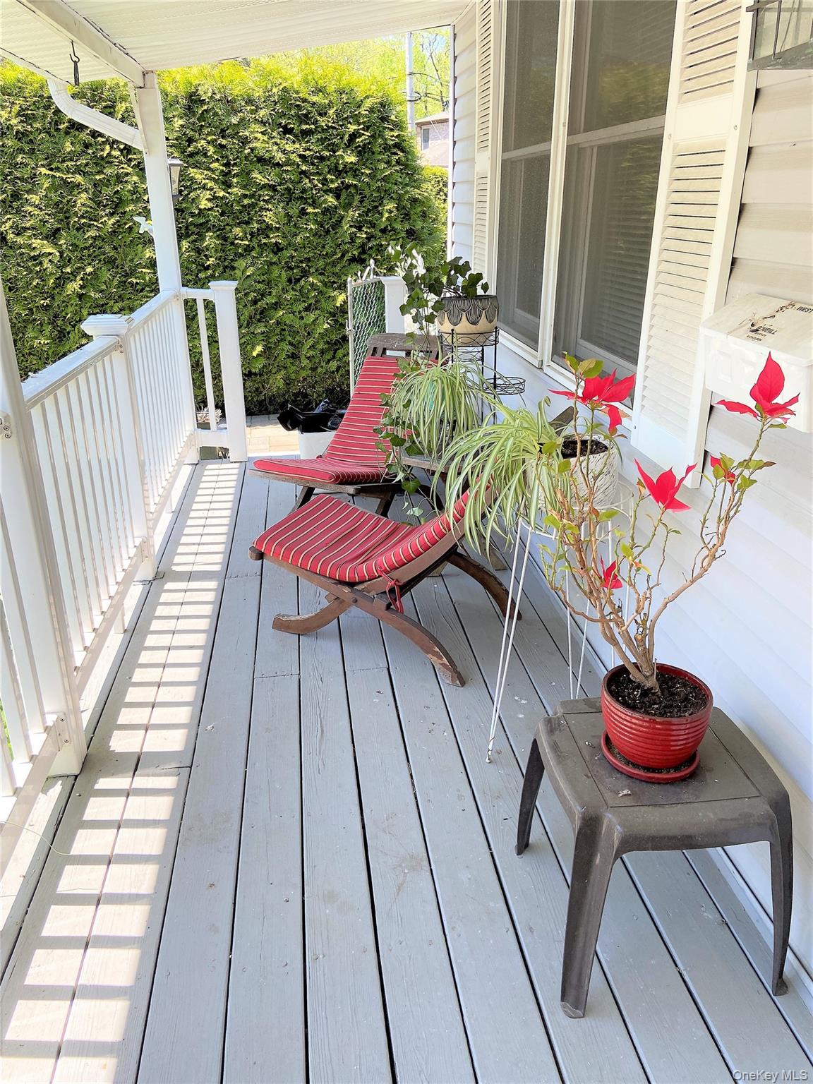 42 Hamilton Road # Left, North Merrick, NY 11566