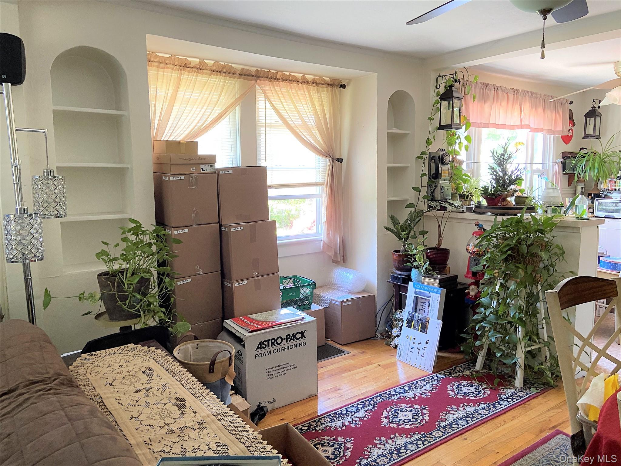 42 Hamilton Road # Left, North Merrick, NY 11566