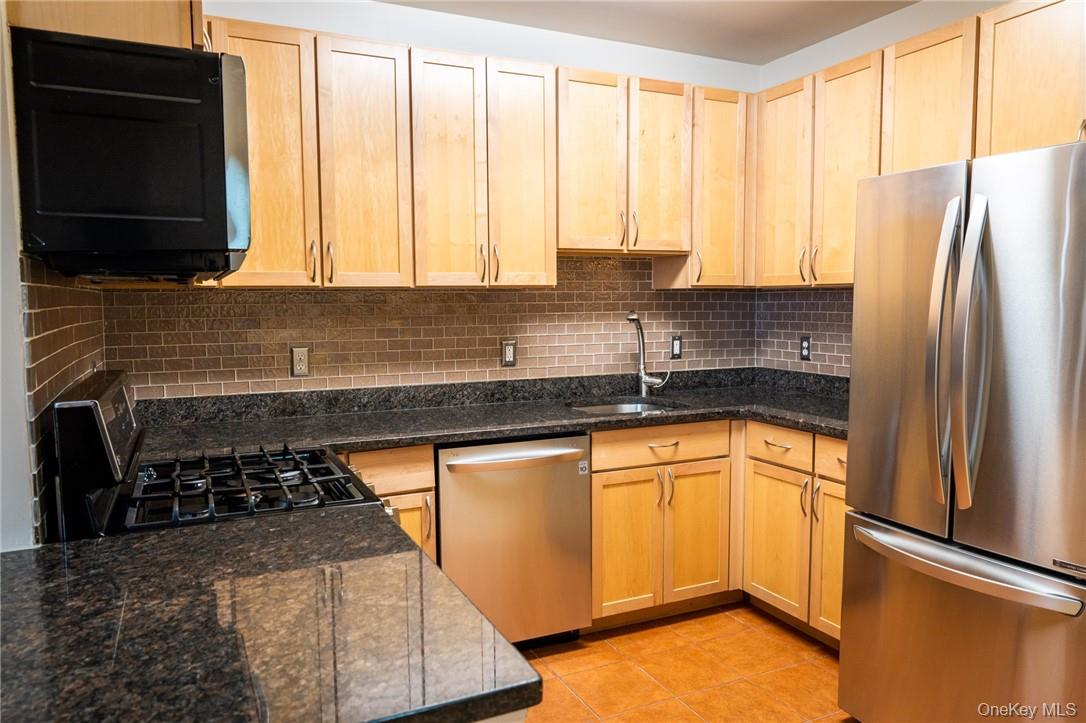 837 Washington Avenue # 8M, Bronx, NY 10451