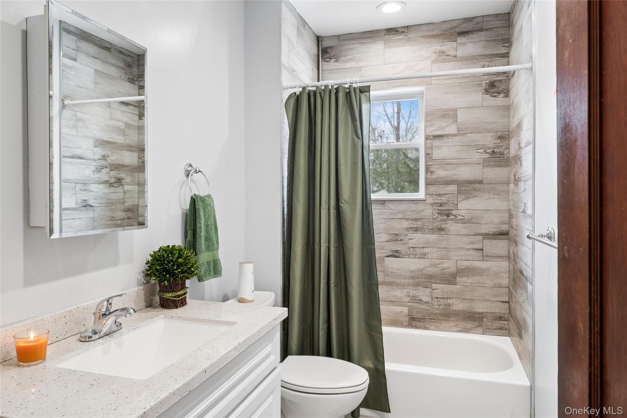 5 Wedgewood Drive, Coram, NY 11727