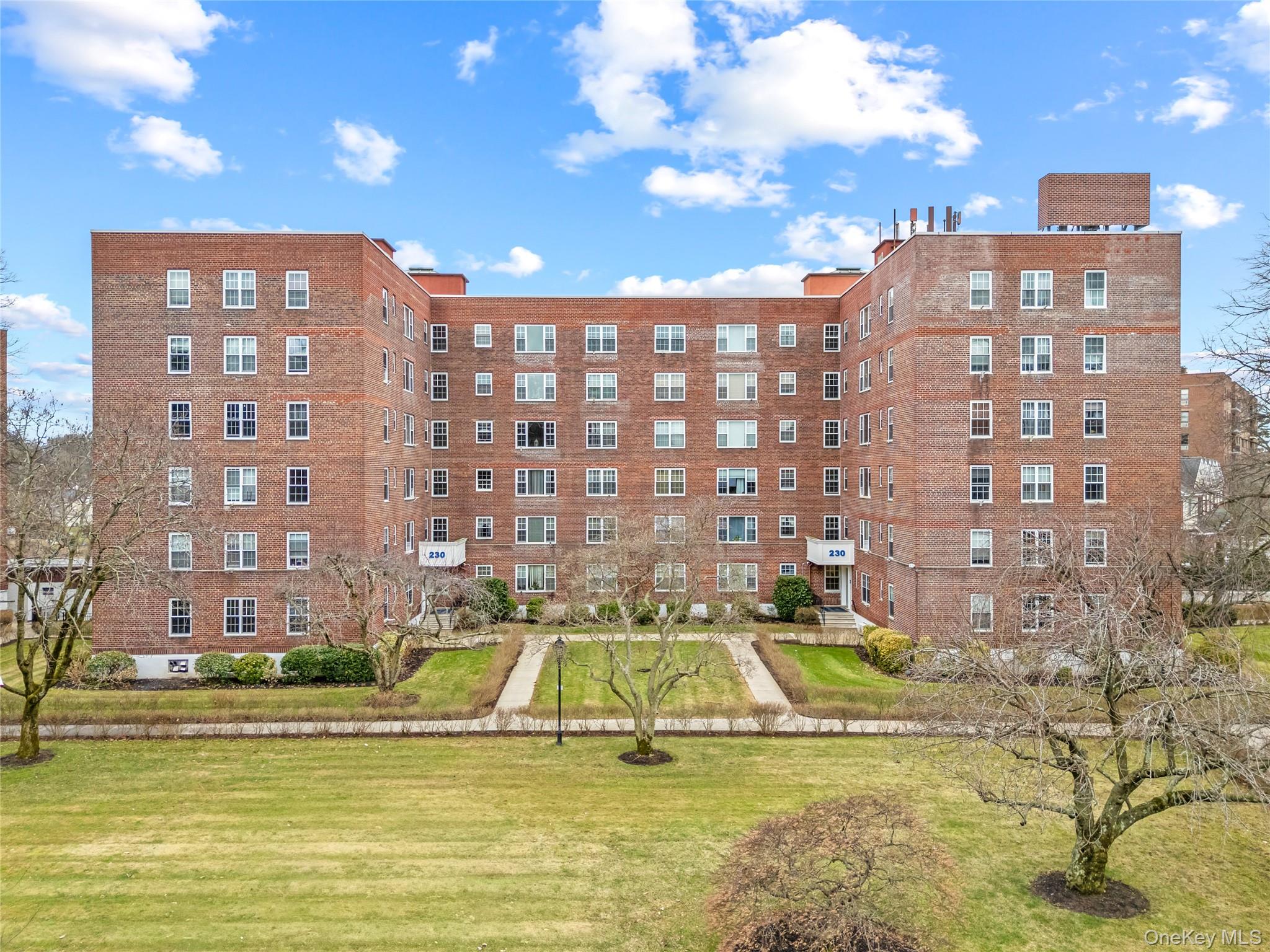230 Pelham Road # 4L, New Rochelle, NY 10805