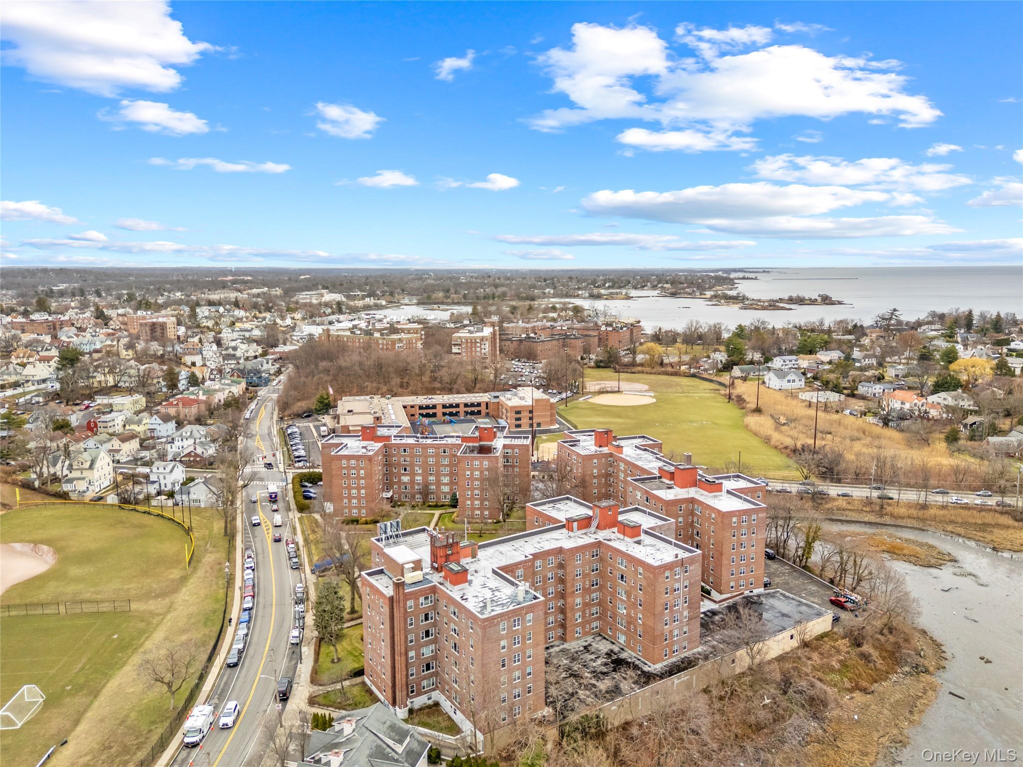 230 Pelham Road # 4L, New Rochelle, NY 10805