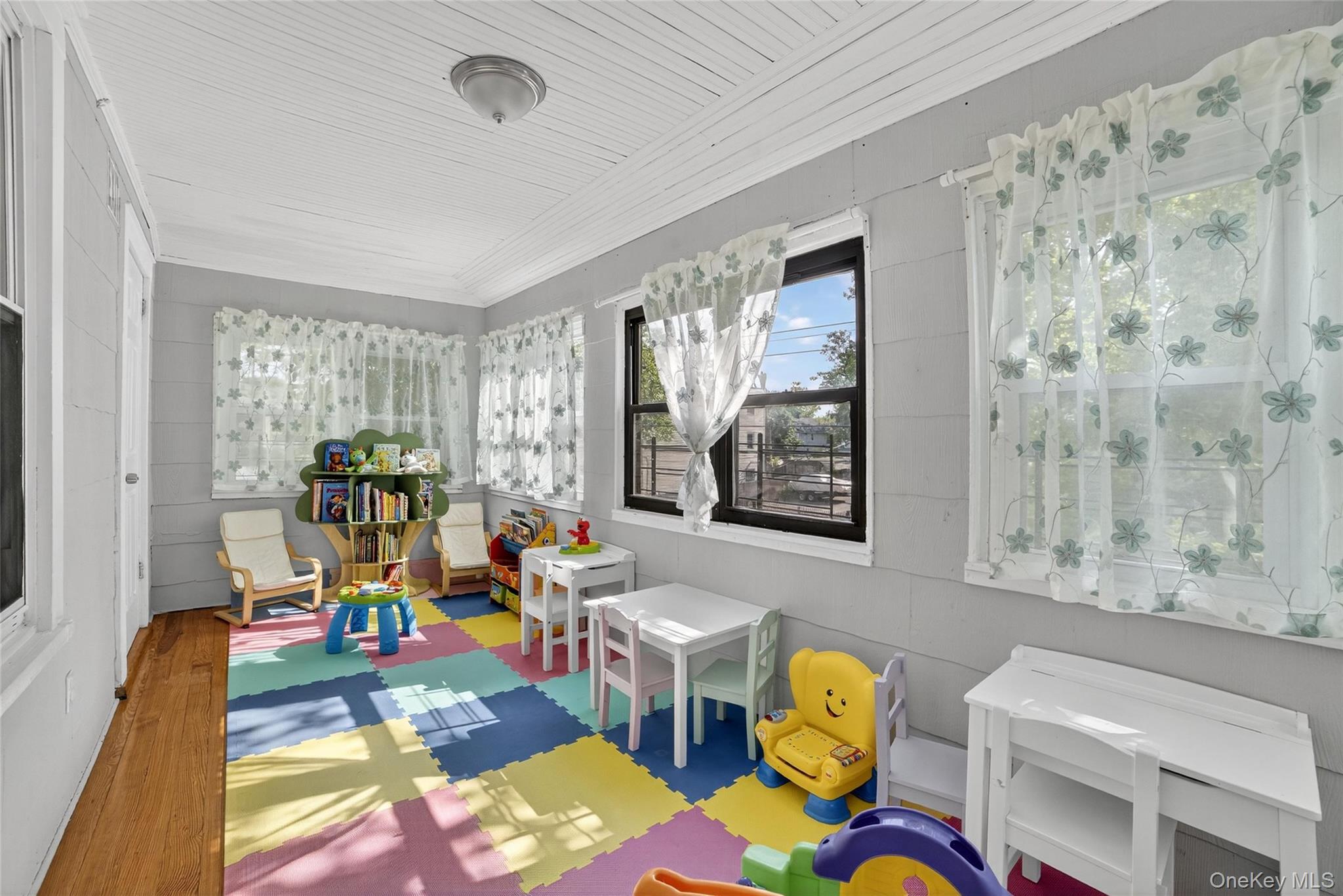 439 S 7th Avenue, Mount Vernon, NY 10550