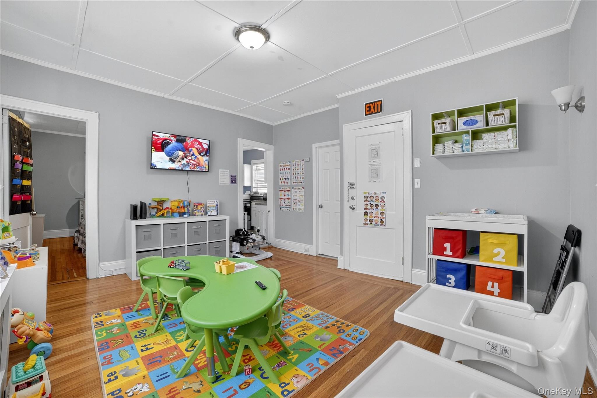 439 S 7th Avenue, Mount Vernon, NY 10550