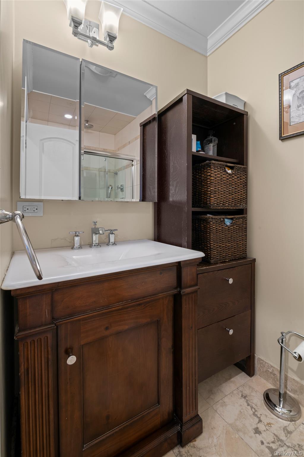 5812 77th Place, Middle Village, NY 11379