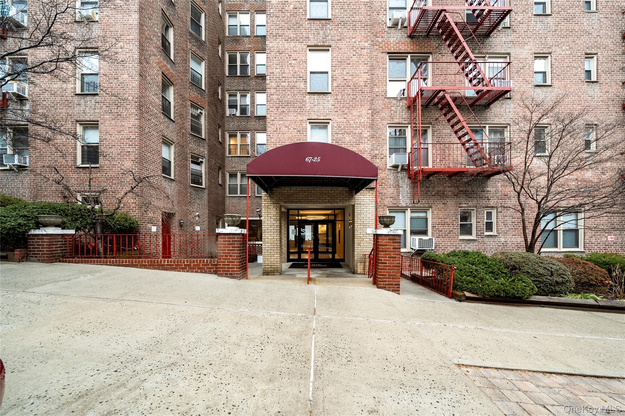 67-25 Clyde Street # 3M, Forest Hills, NY 11375