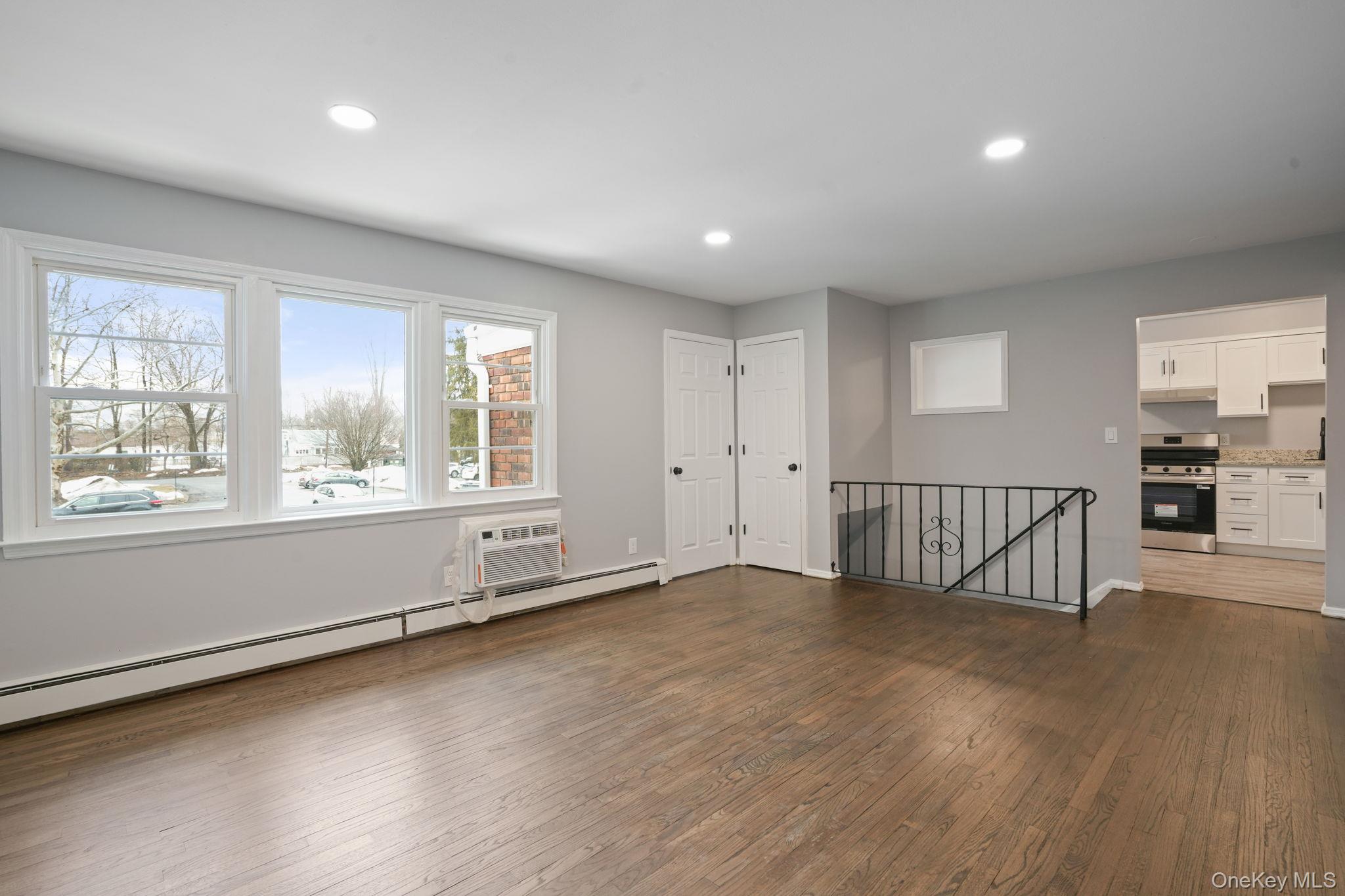 2710 South Road # C6, Poughkeepsie, NY 12601