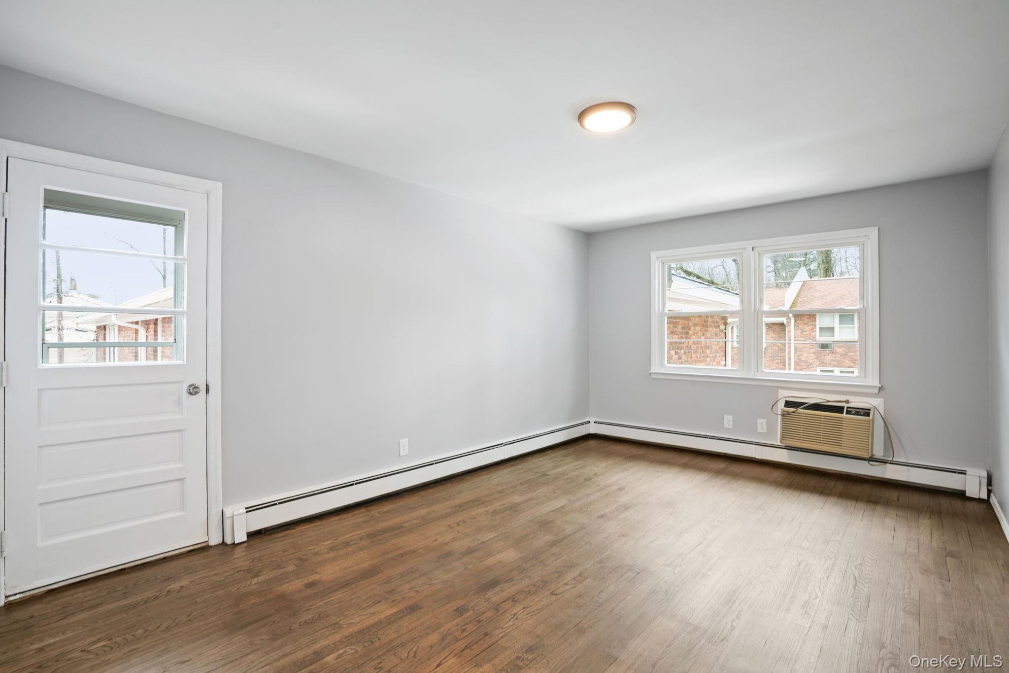 2710 South Road # C6, Poughkeepsie, NY 12601