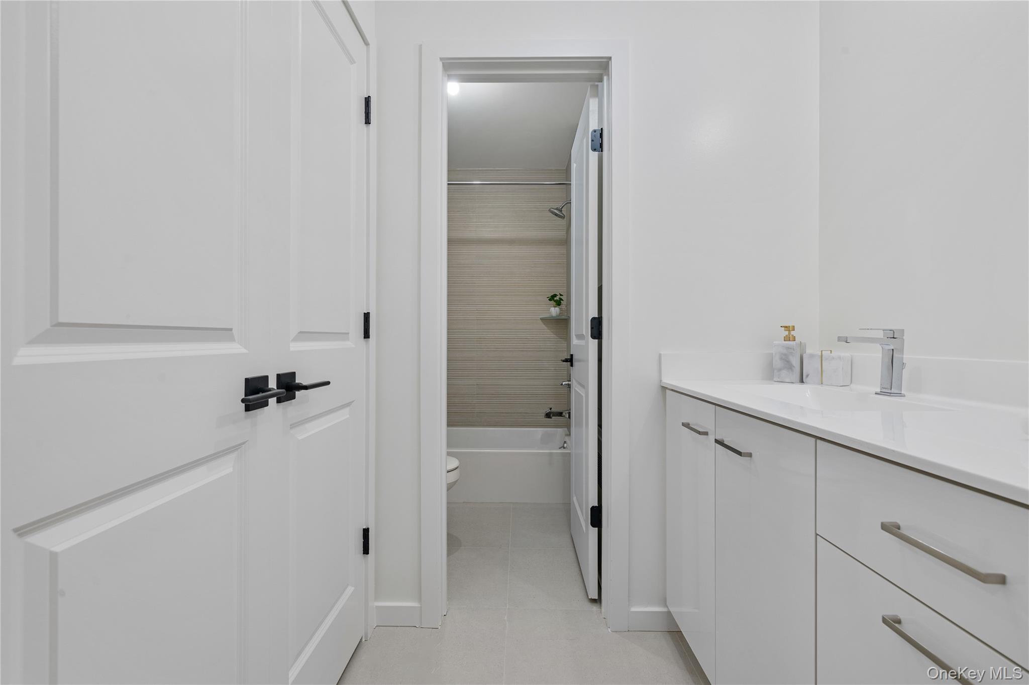 17 Union Road # 206, Spring Valley, NY 10977