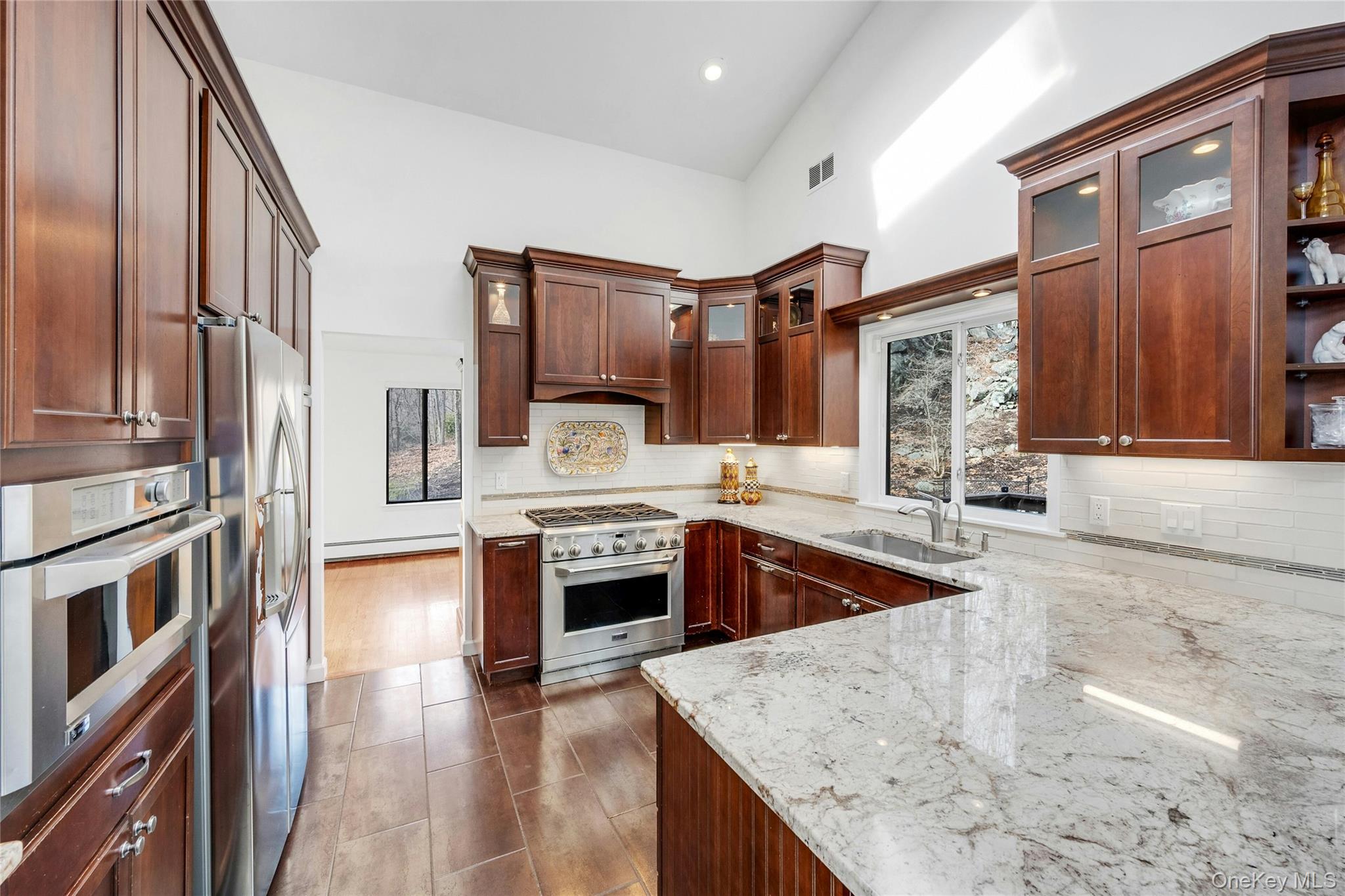 17 Chester Court, Cortlandt Manor, NY 10567