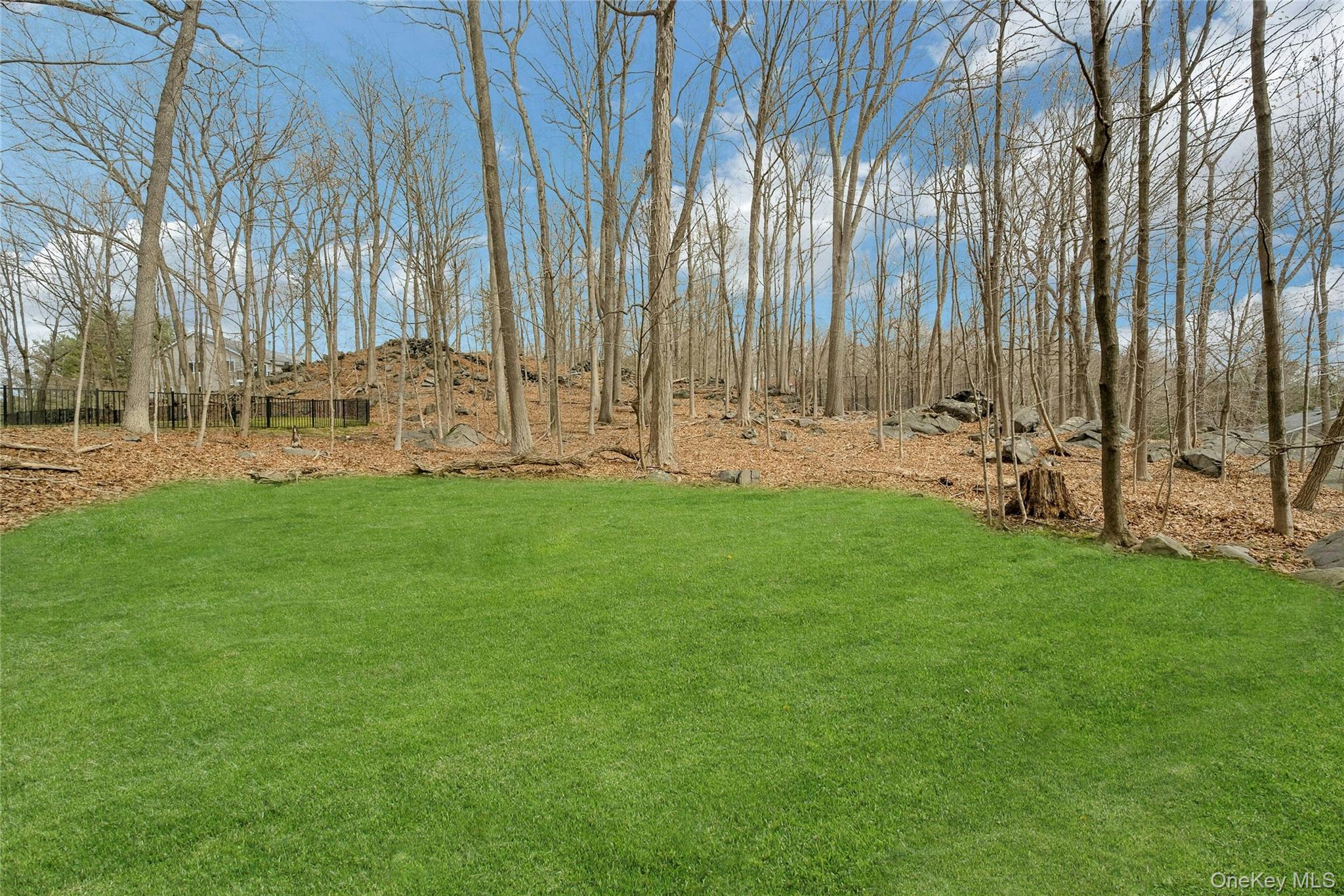 17 Chester Court, Cortlandt Manor, NY 10567