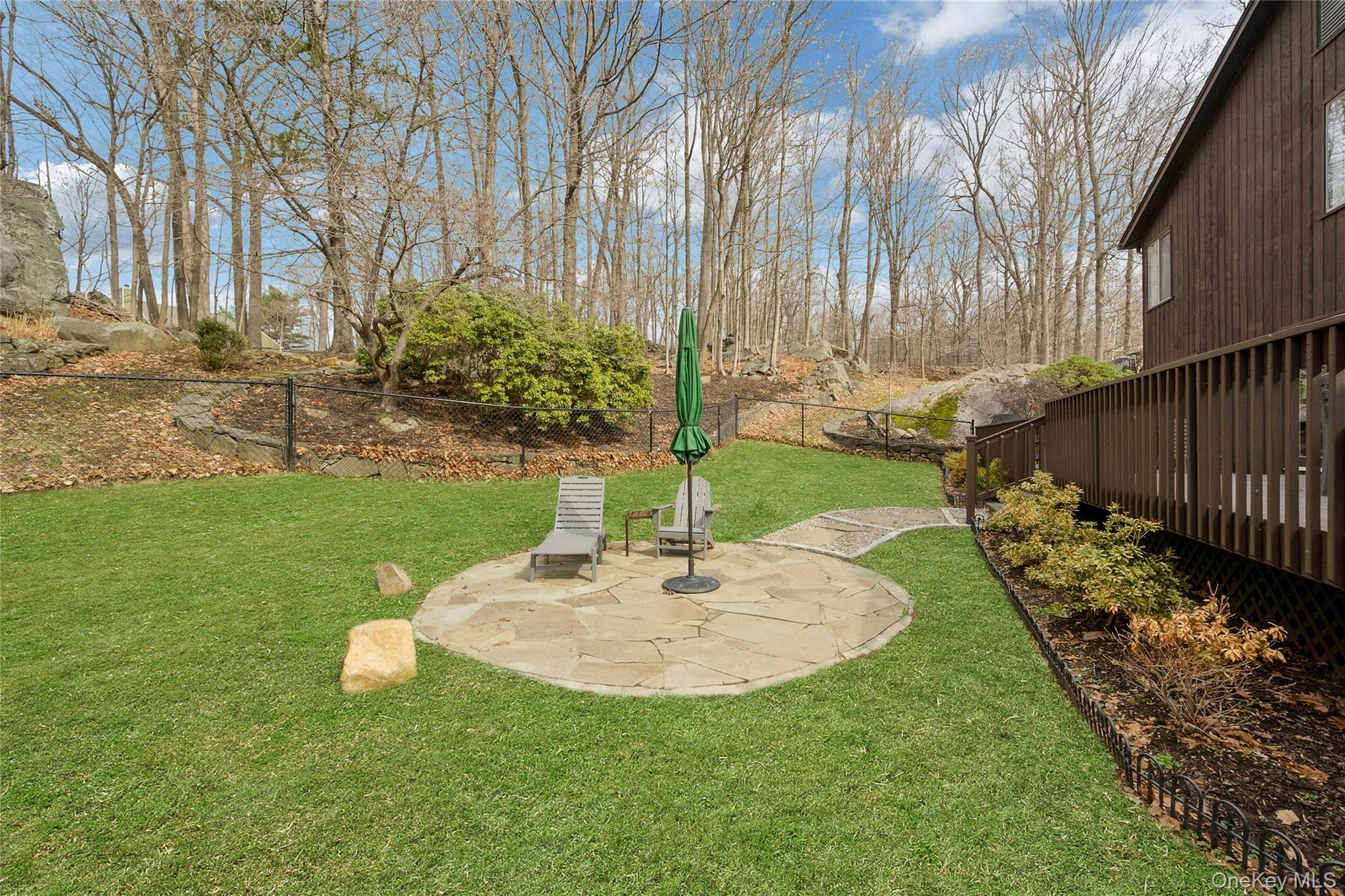 17 Chester Court, Cortlandt Manor, NY 10567