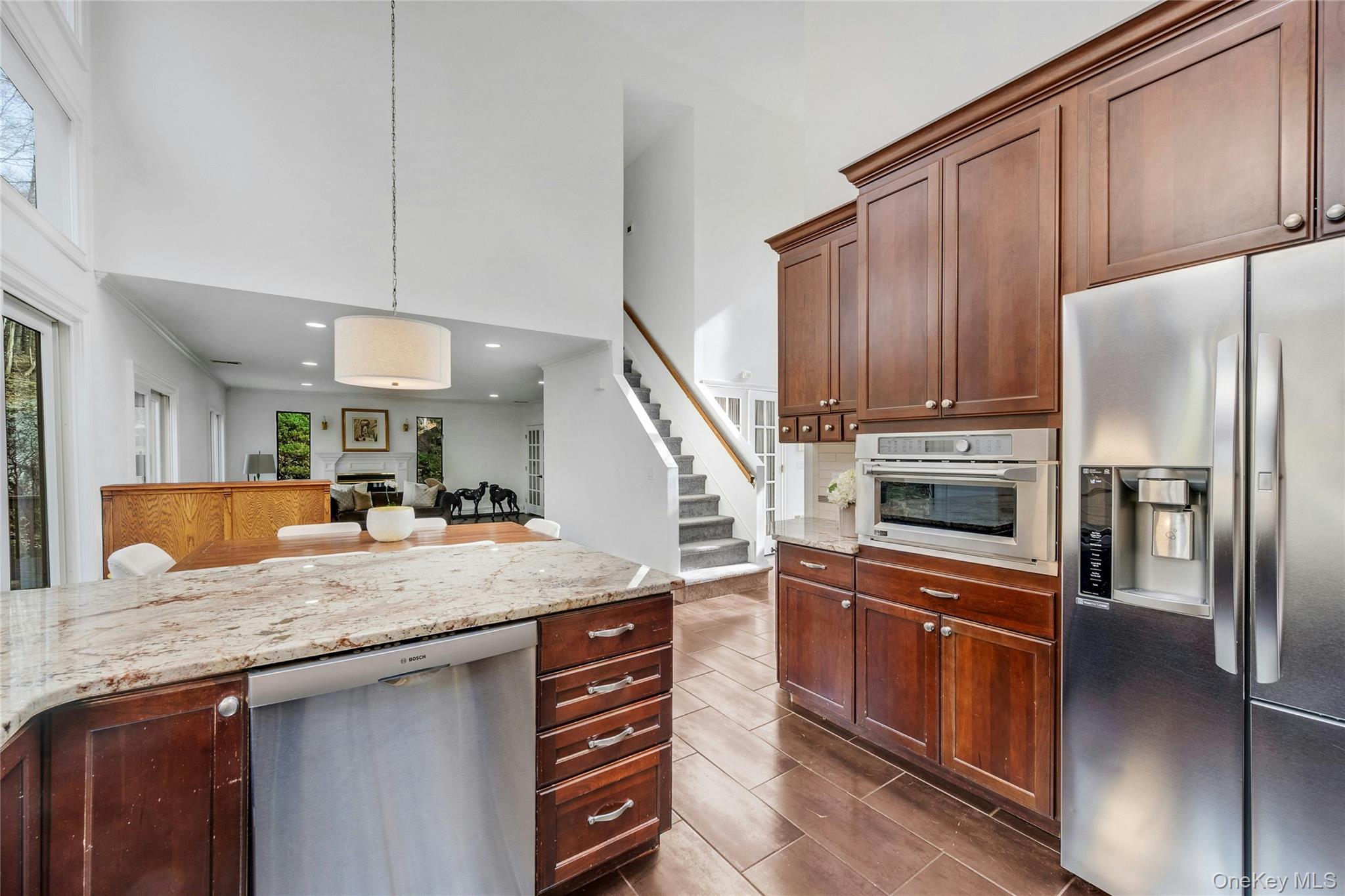 17 Chester Court, Cortlandt Manor, NY 10567