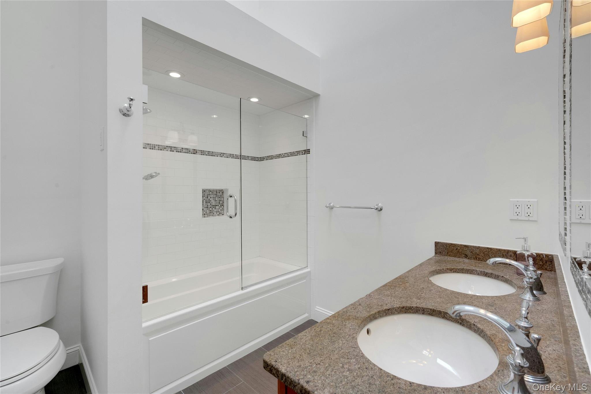 17 Chester Court, Cortlandt Manor, NY 10567