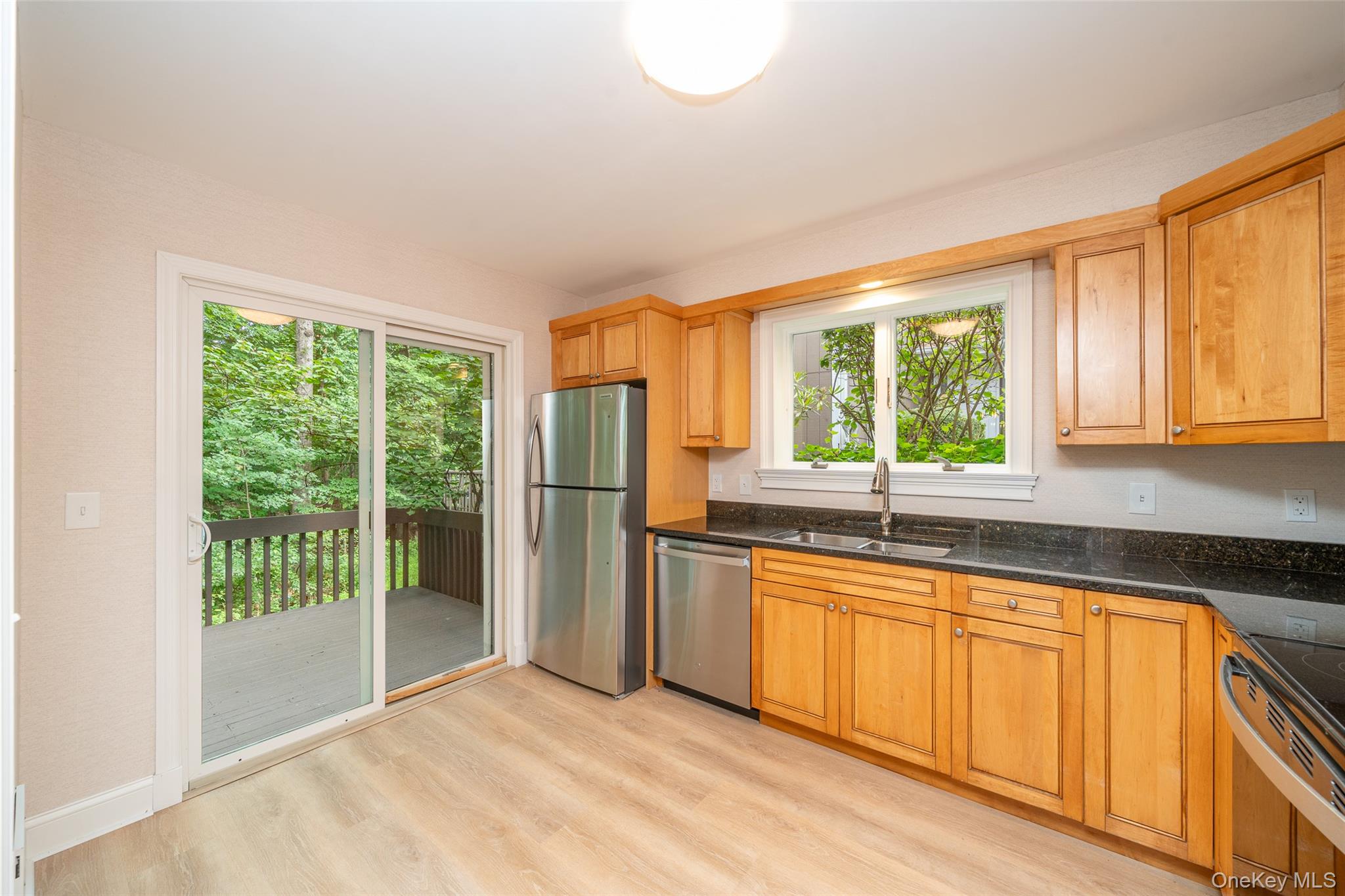 5 Grove Mews, Chappaqua, NY 10514