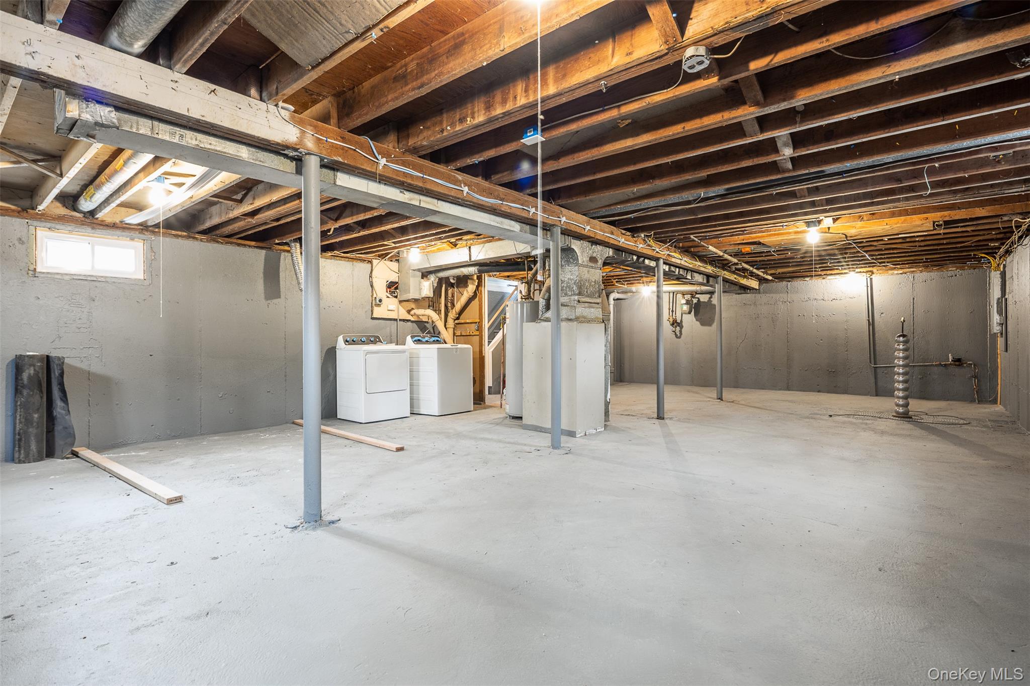 76 Samuel Street, Ronkonkoma, NY 11779