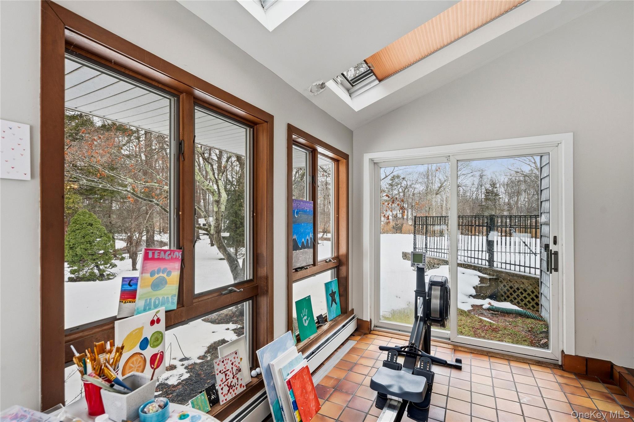 4 Monte Lane, Center Moriches, NY 11934