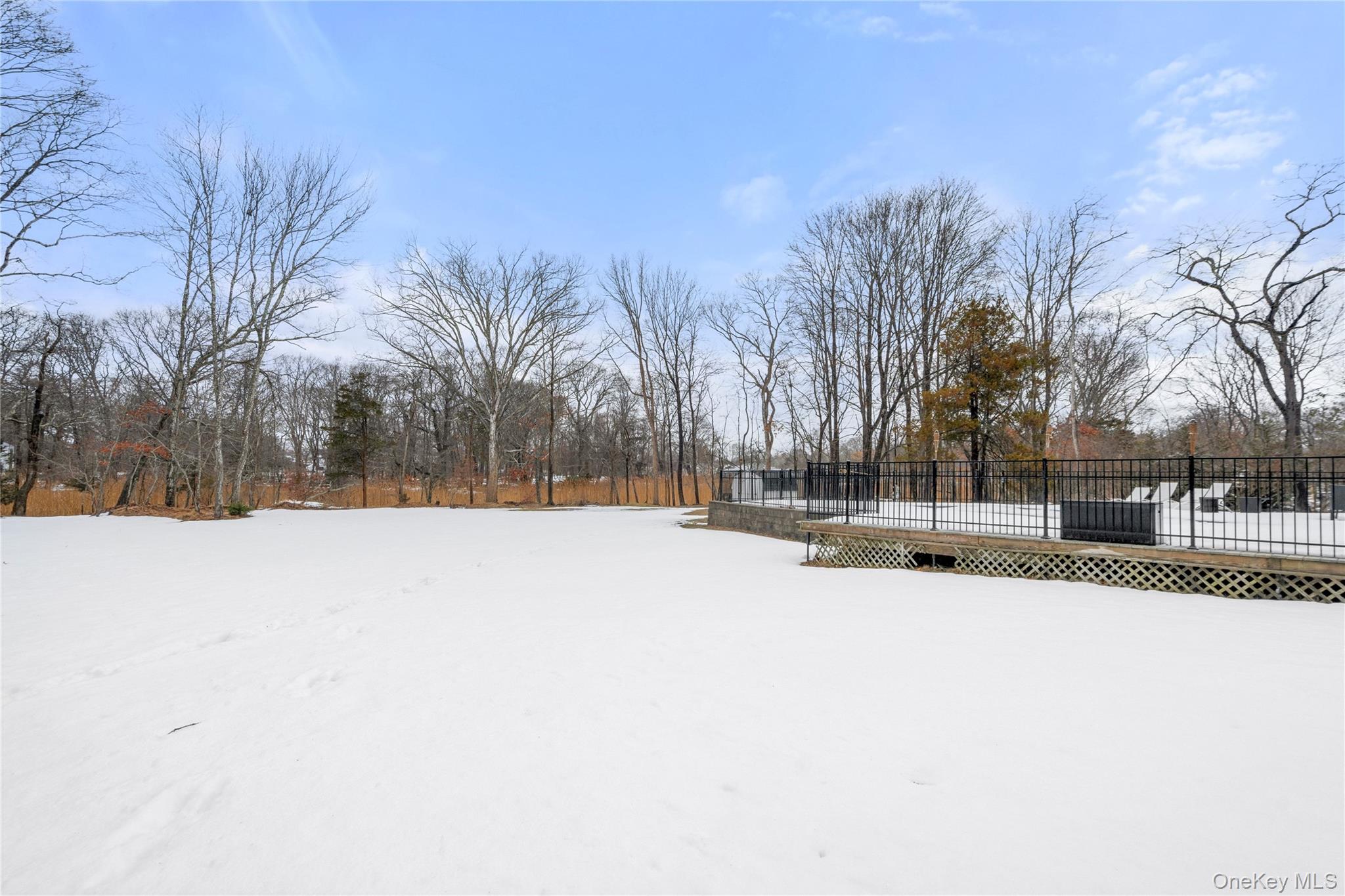 4 Monte Lane, Center Moriches, NY 11934