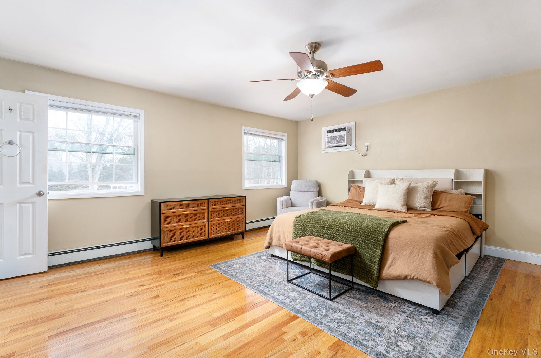 4 Rowe Street, Coram, NY 11727