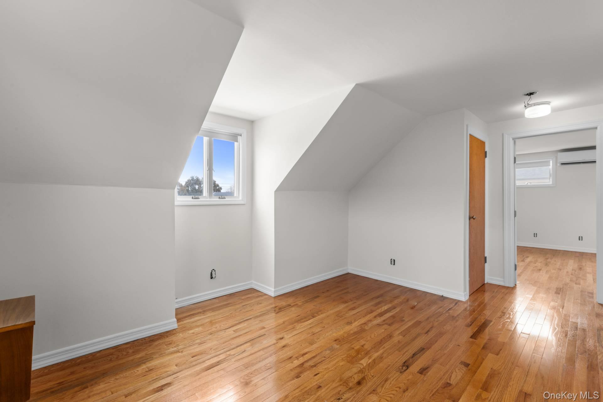 12 Sanger Place, Montauk, NY 11954