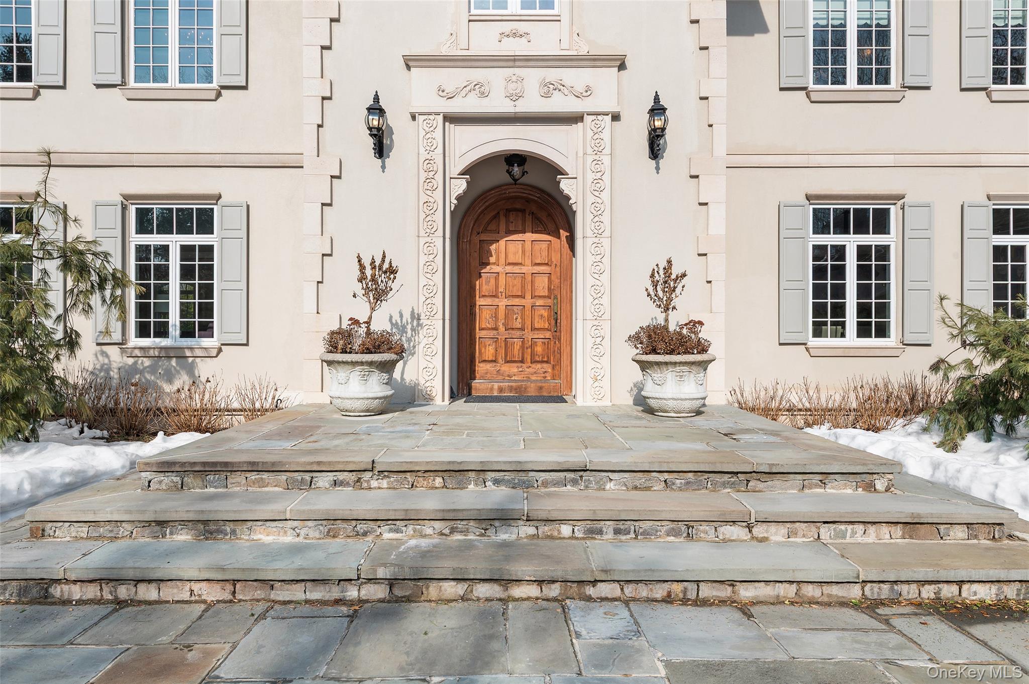 4 Cowdray Park Drive, Armonk, NY 10504