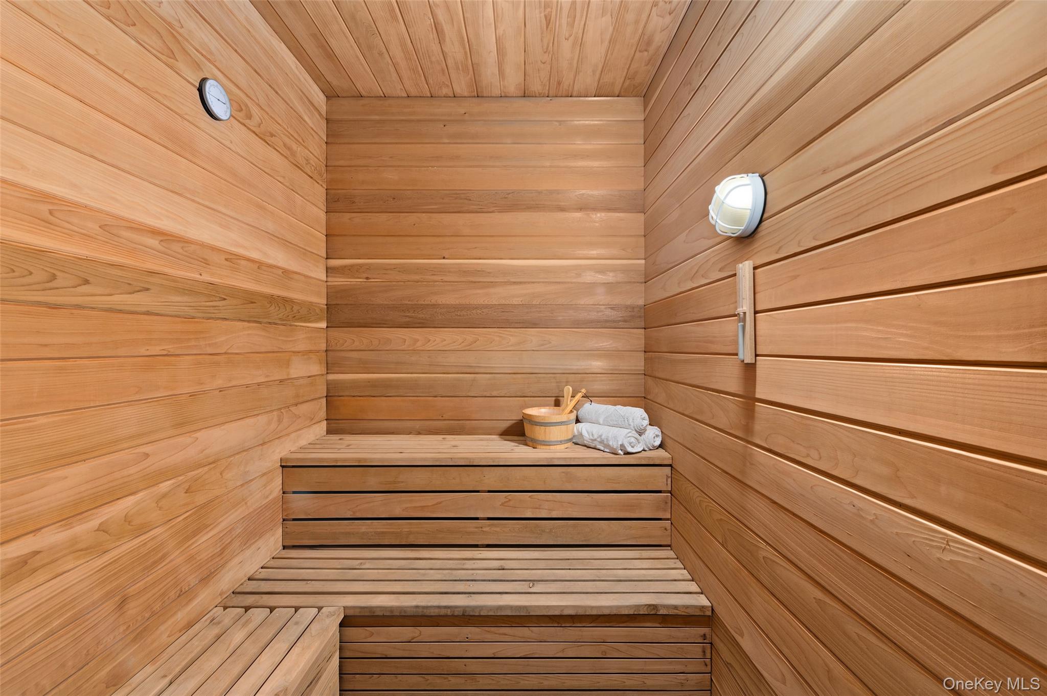 4 Cowdray Park Drive, Armonk, NY 10504