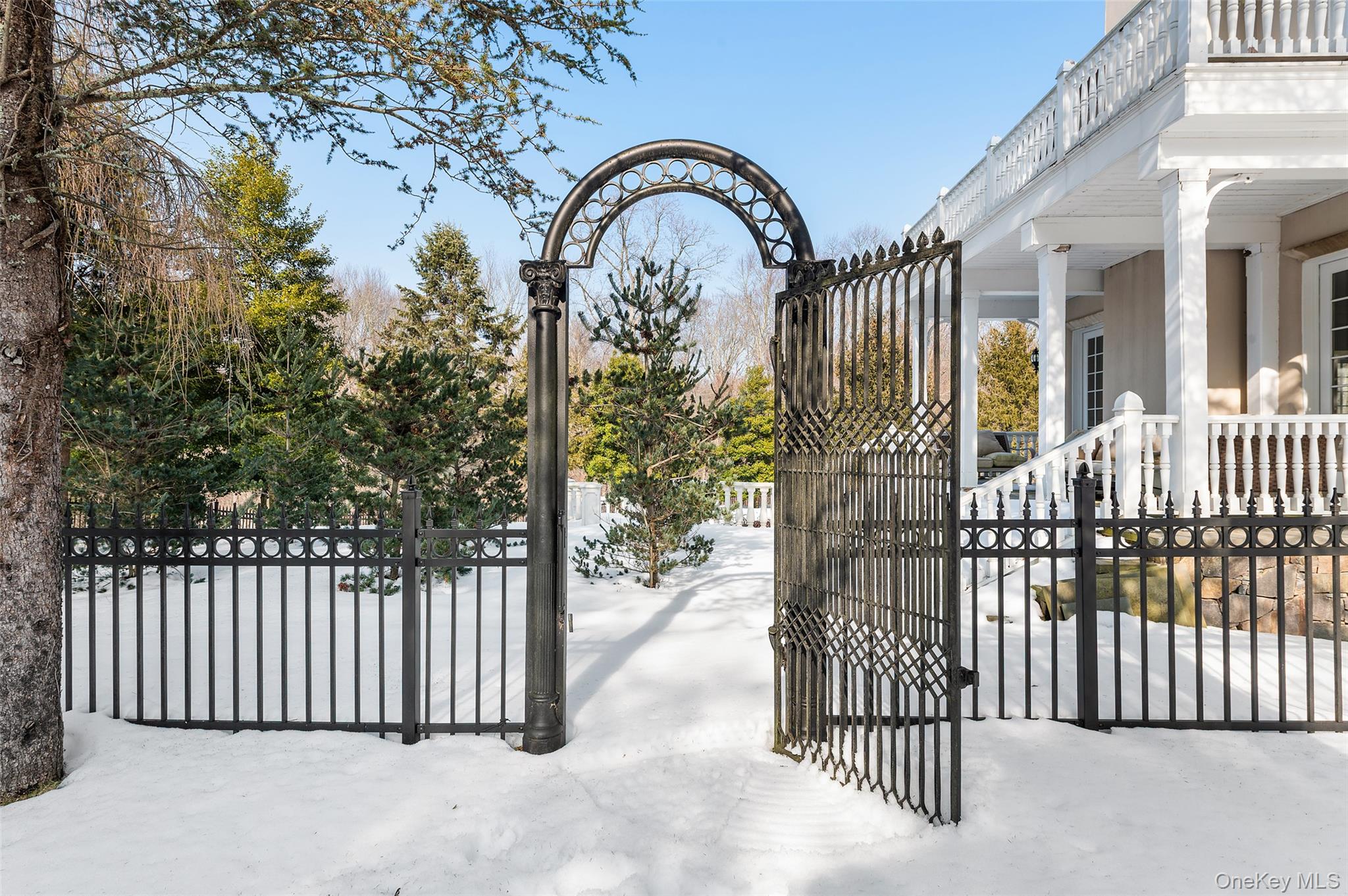 4 Cowdray Park Drive, Armonk, NY 10504