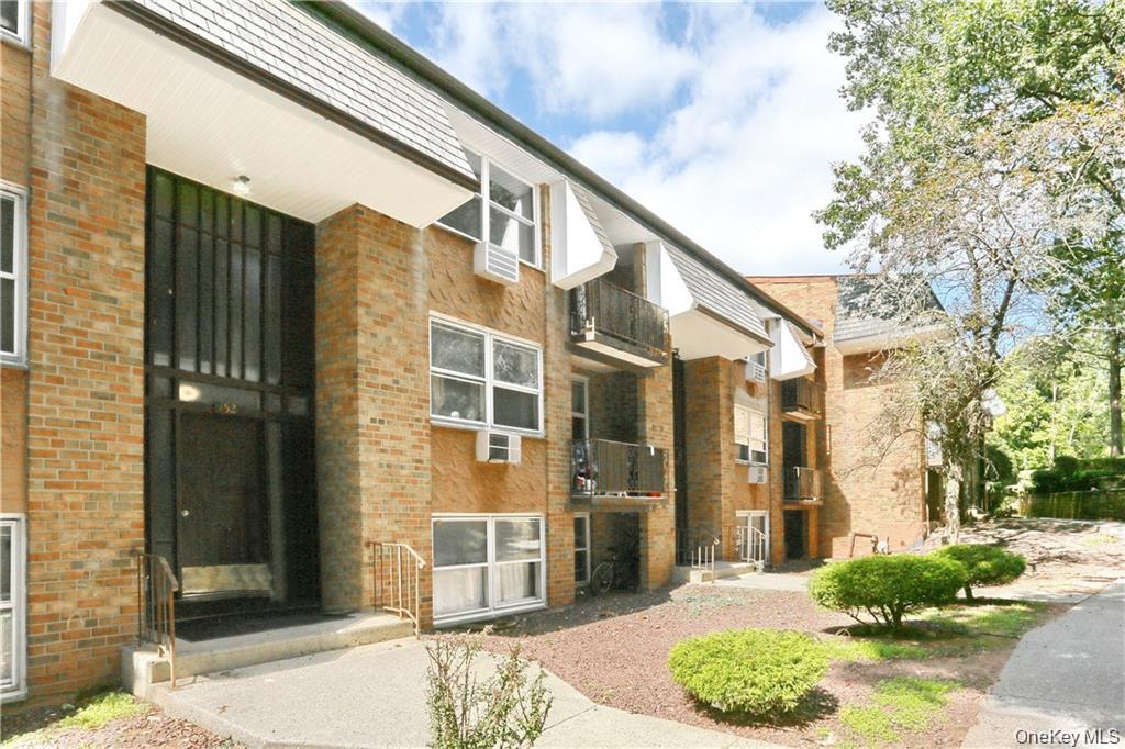 152 Kearsing Parkway # H, Monsey, NY 10952