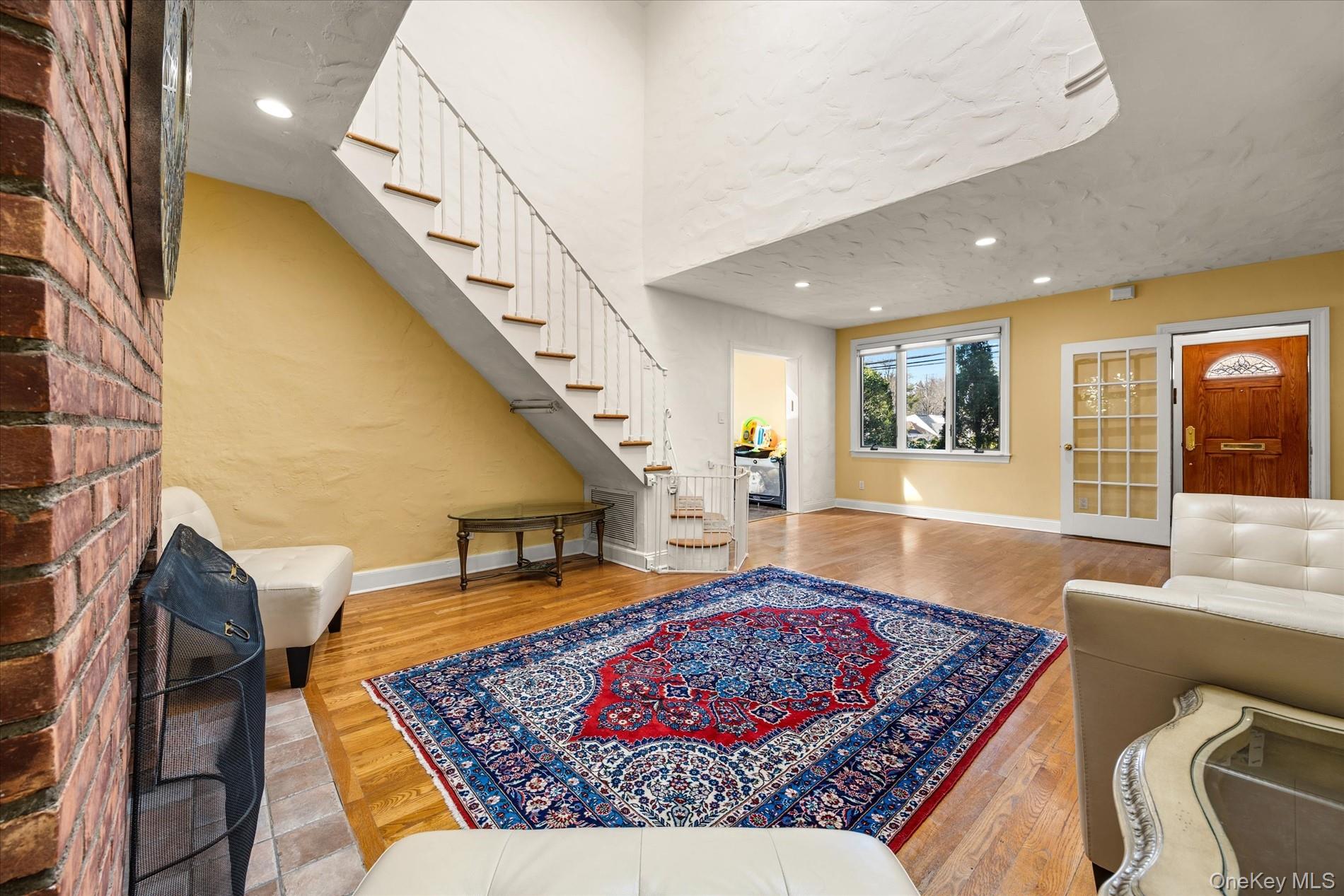 118 Baker Hill Road, Great Neck, NY 11023