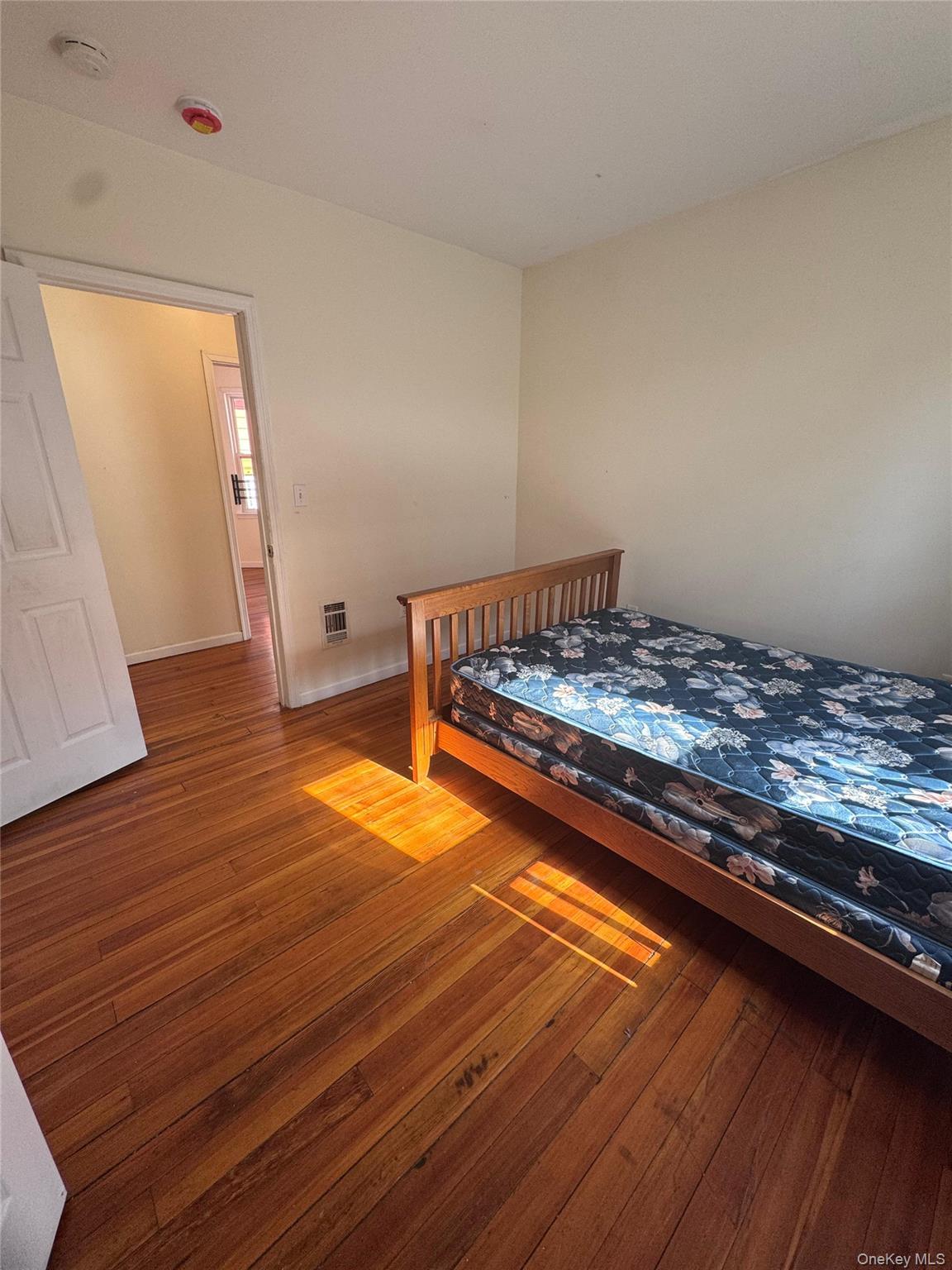 4 Gray Street # Apt #2, Poughkeepsie, NY 12603