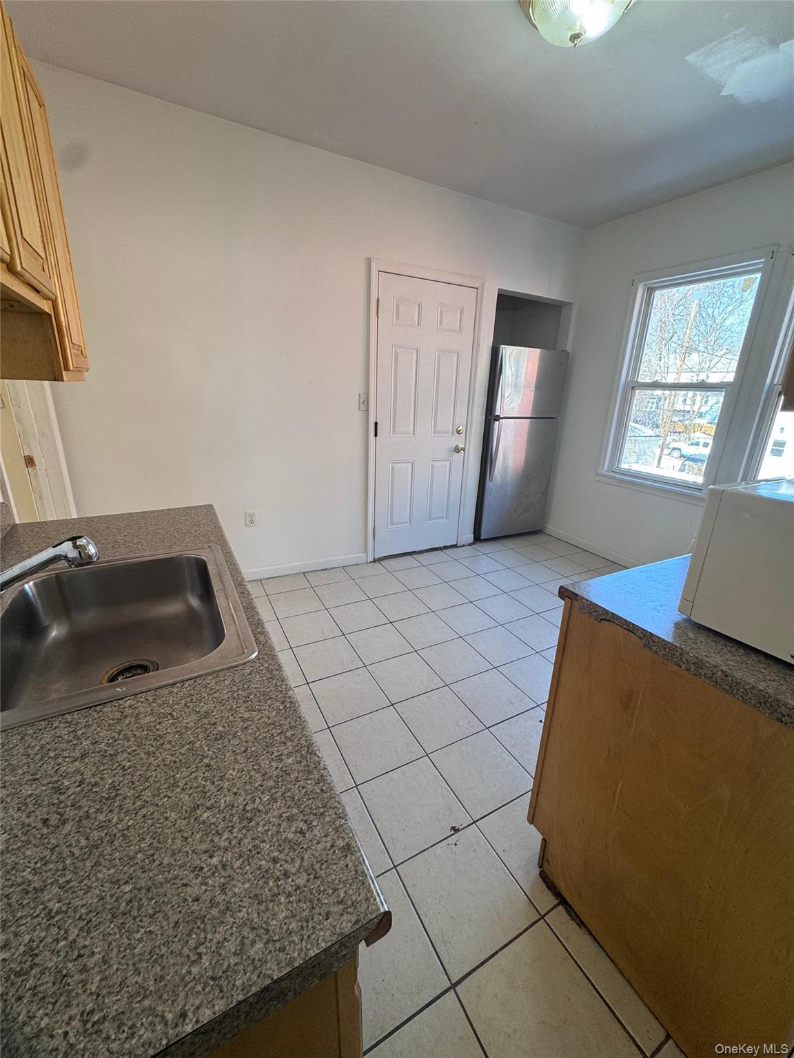 4 Gray Street # Apt #2, Poughkeepsie, NY 12603