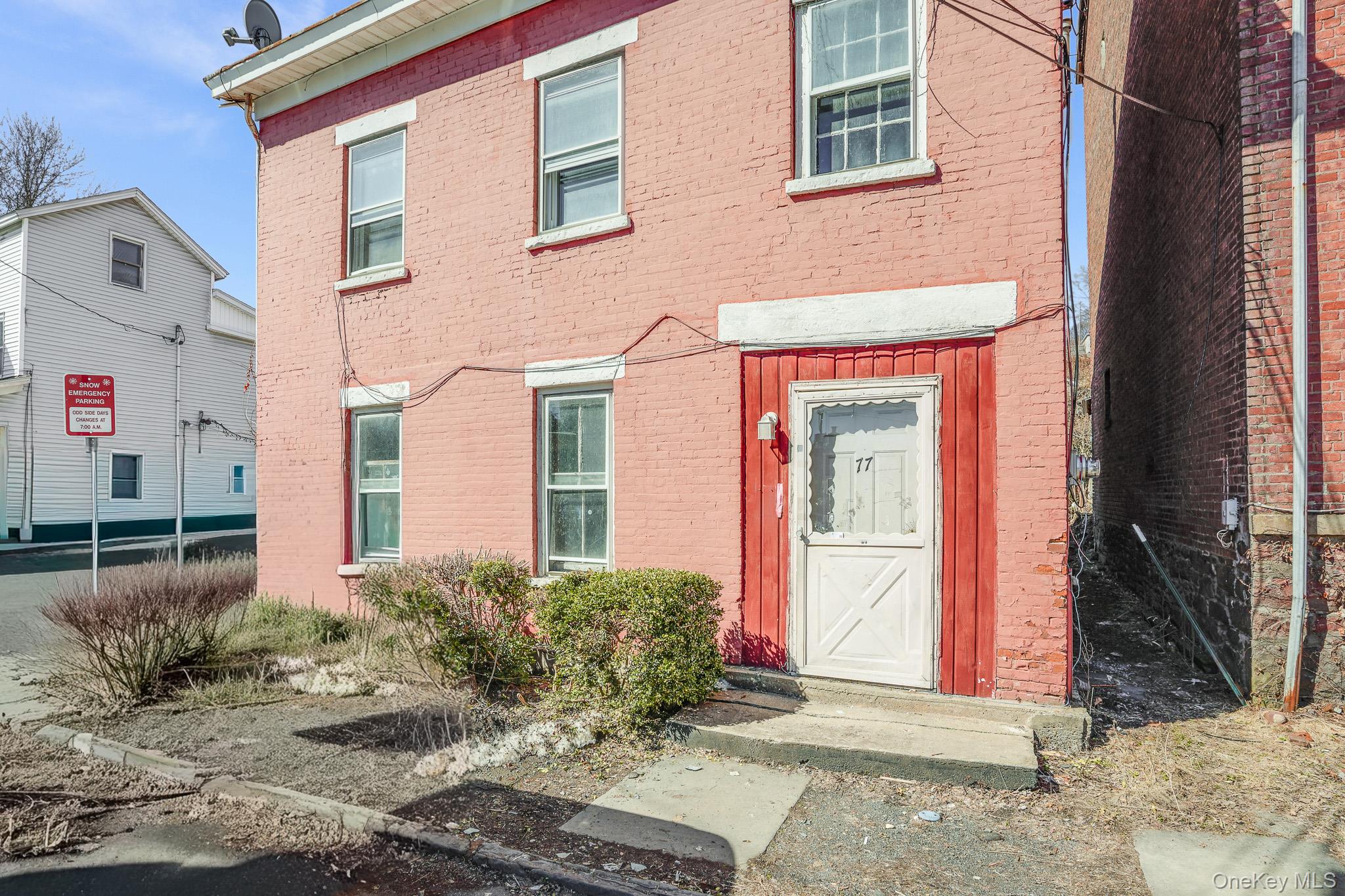 77 W Union Street, Kingston, NY 12401