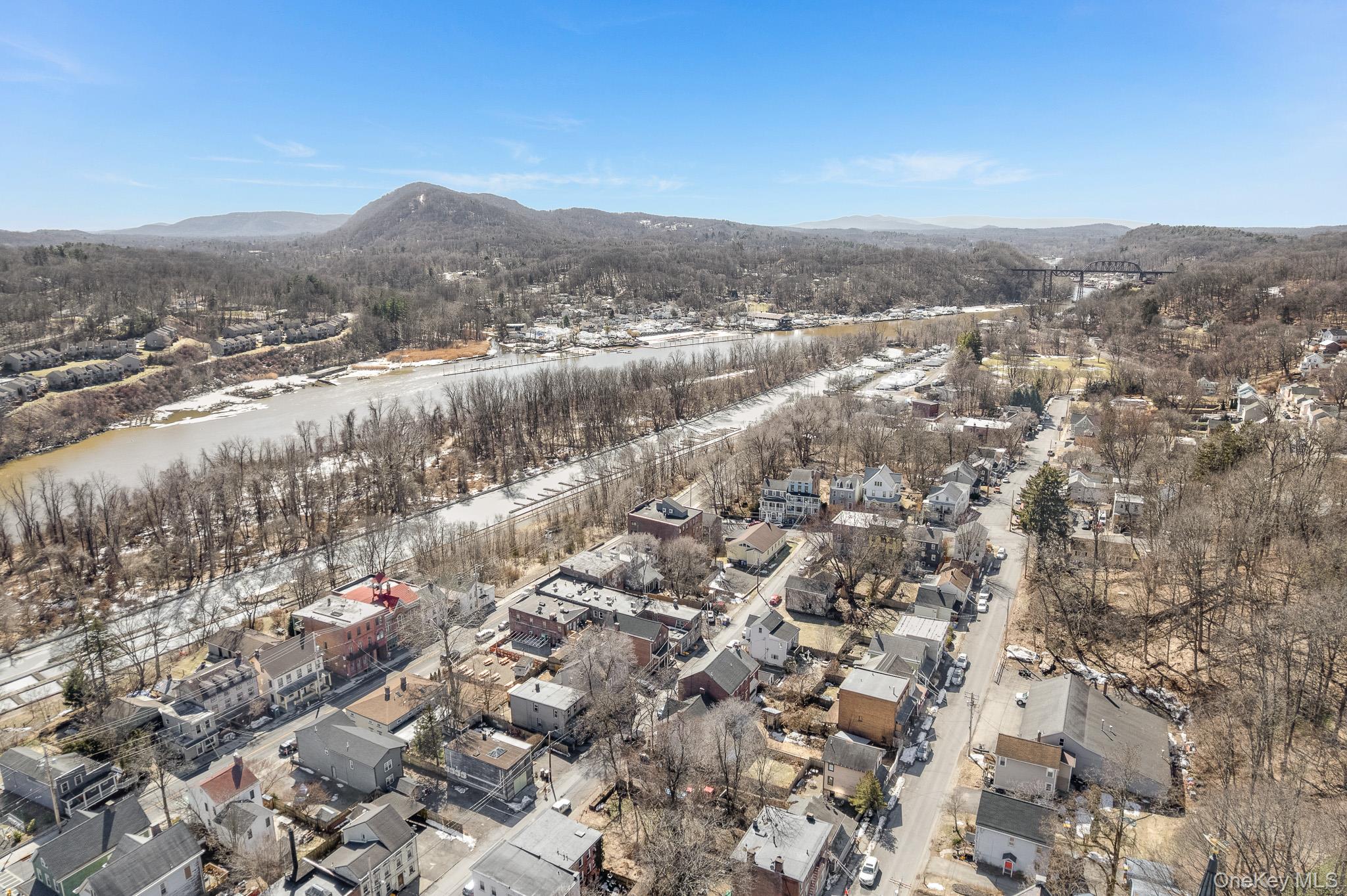 77 W Union Street, Kingston, NY 12401