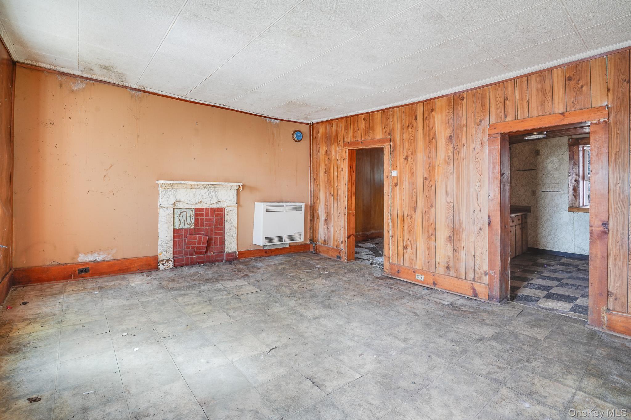 77 W Union Street, Kingston, NY 12401