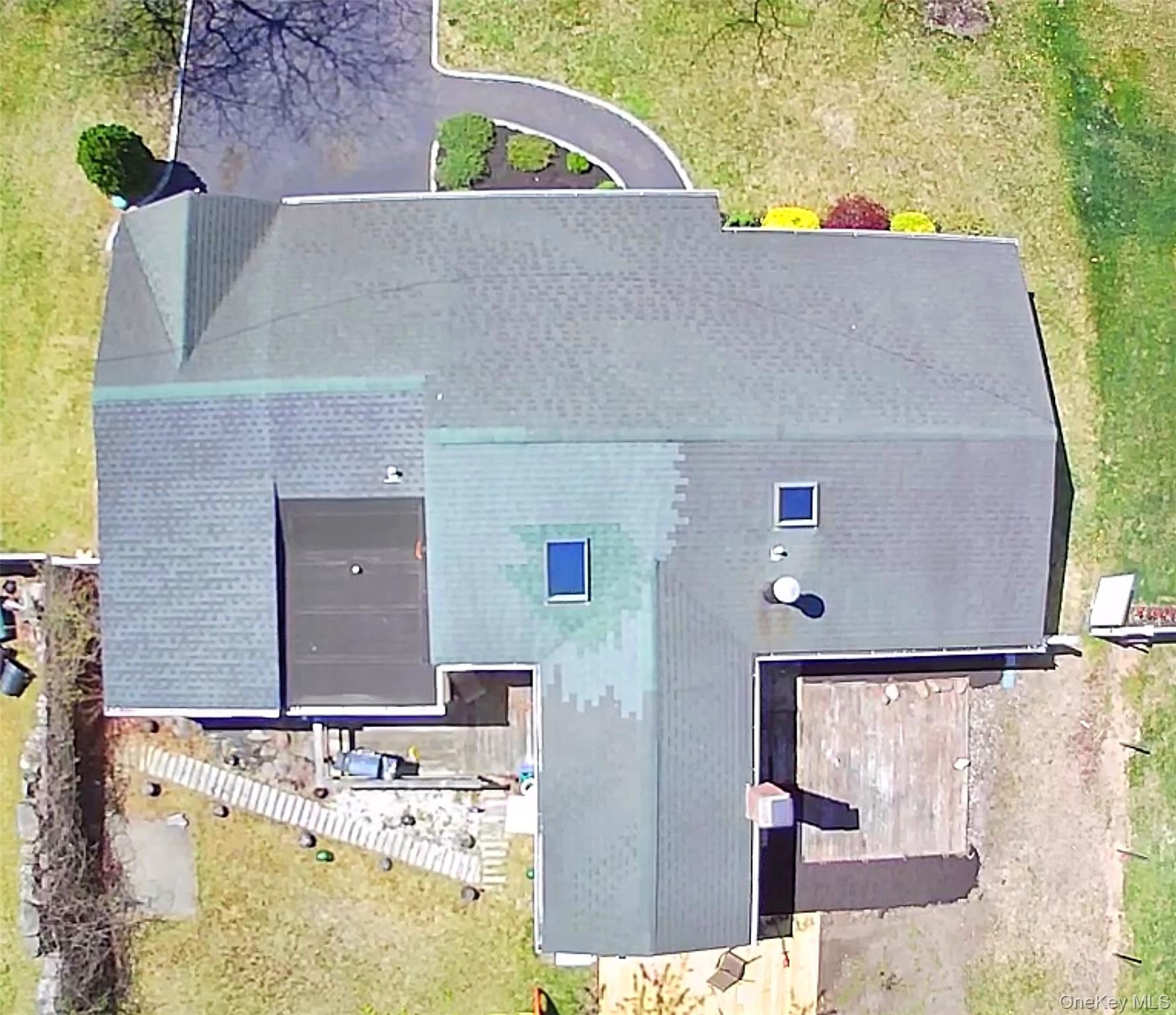 93 Burleigh Drive, Holbrook, NY 11741