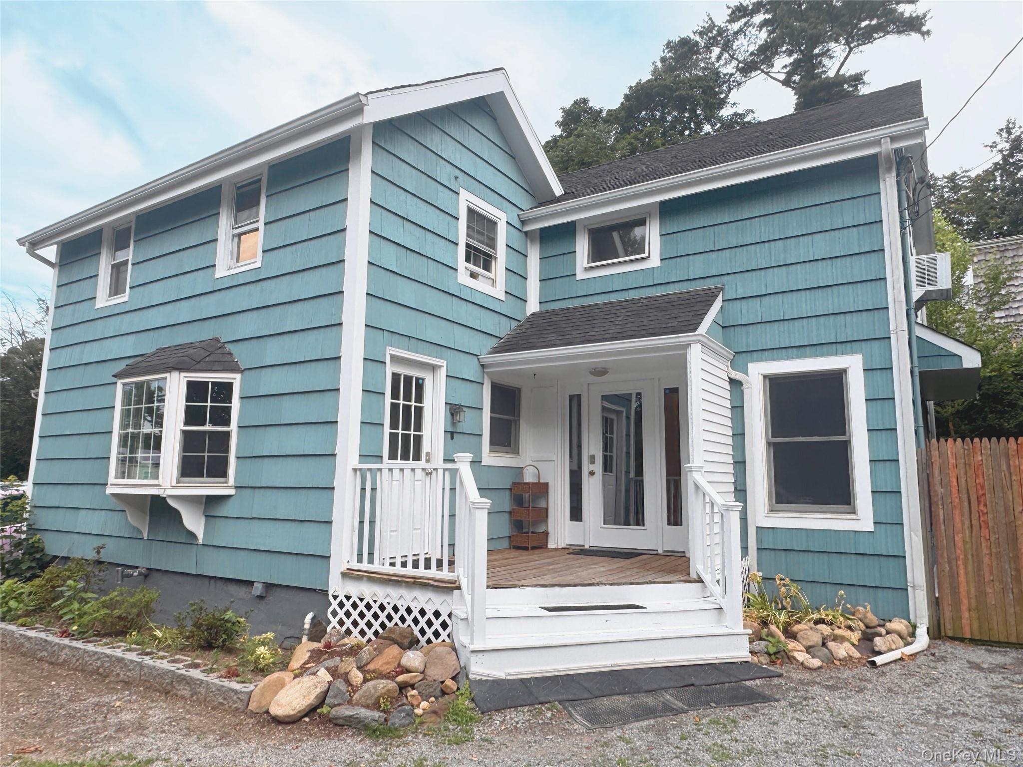 2 Ruth Lane, Glenwood Landing, NY 11547