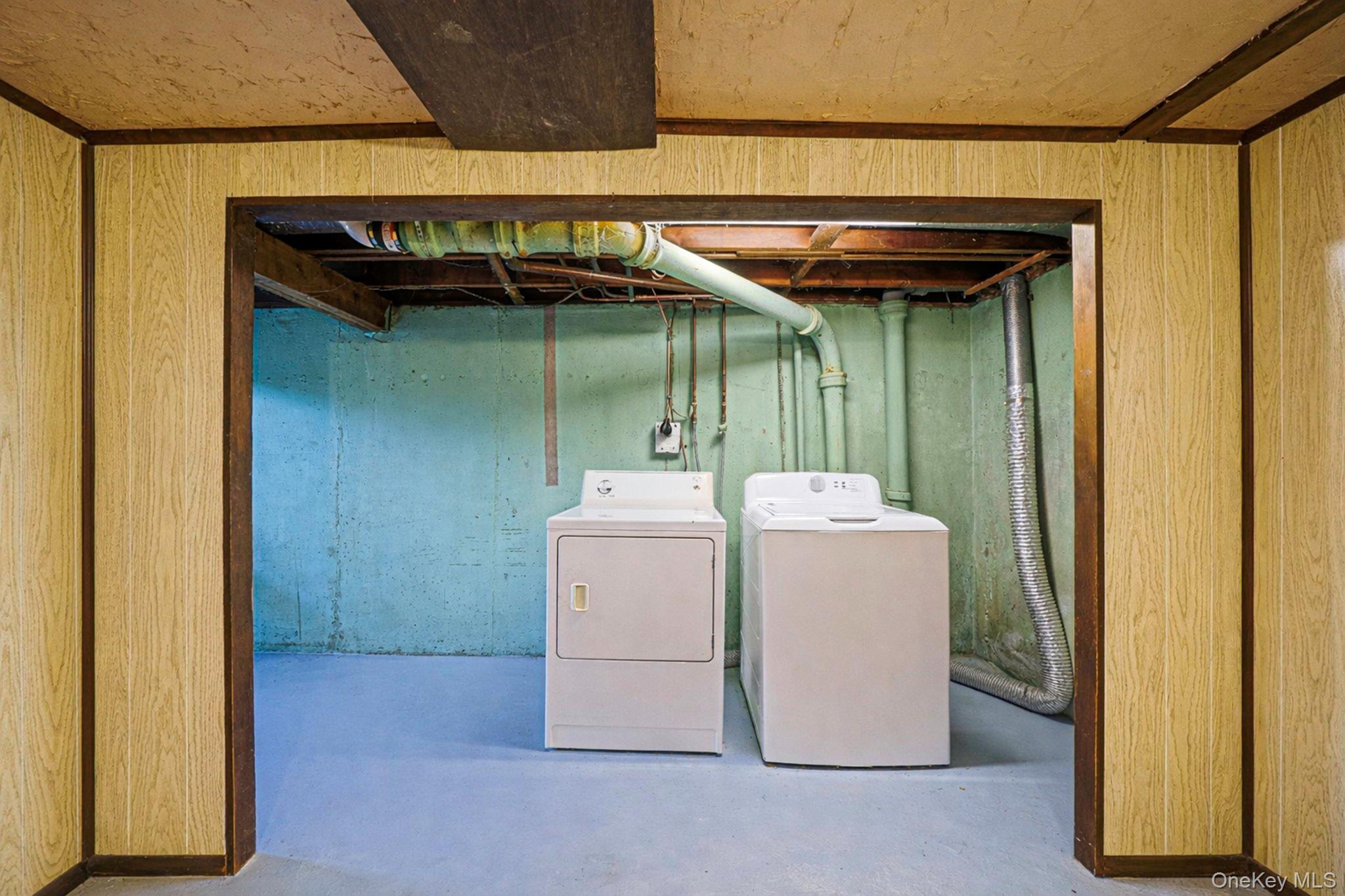 156 Gibbs Road, Central Islip, NY 11722