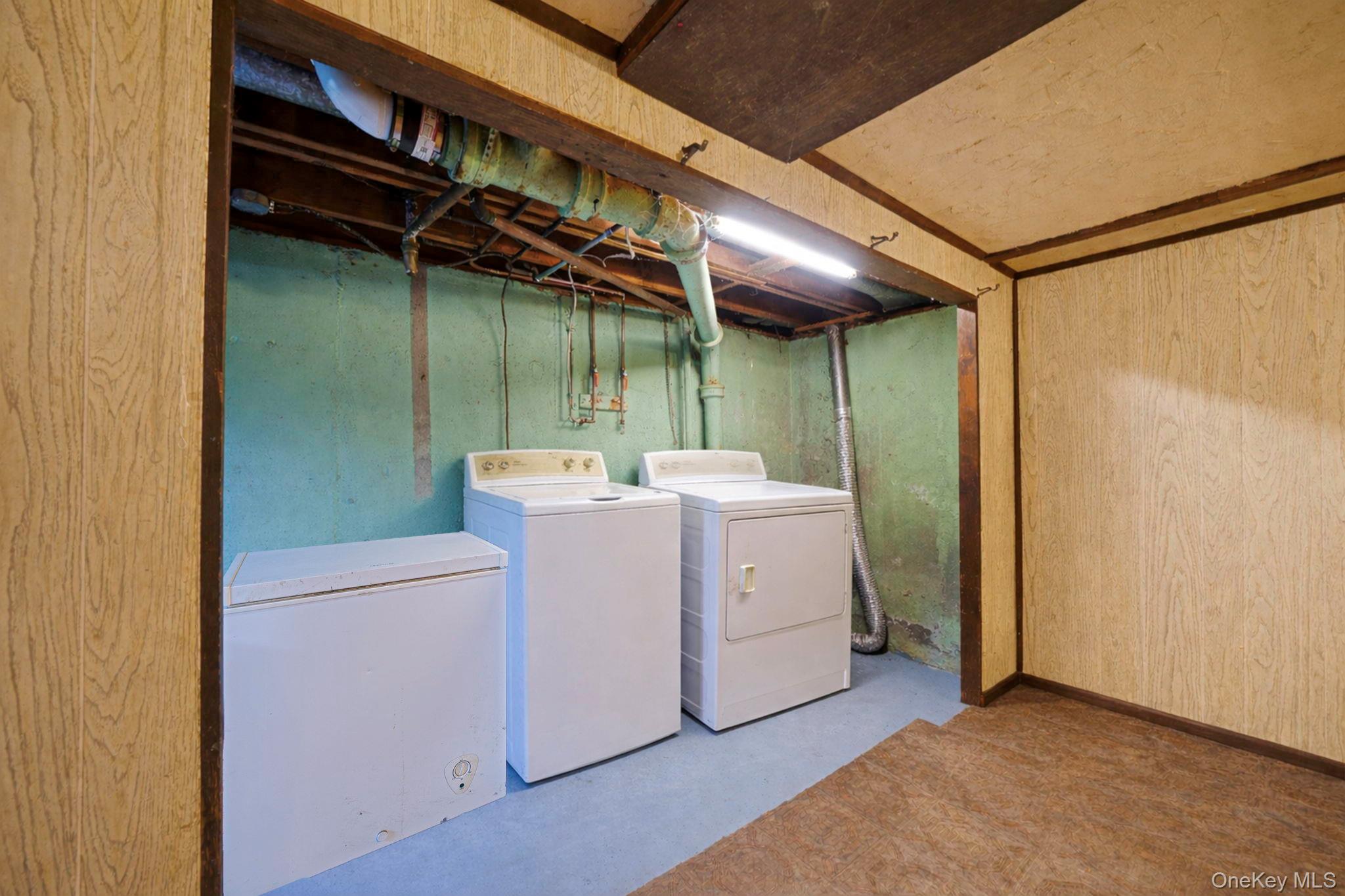 156 Gibbs Road, Central Islip, NY 11722