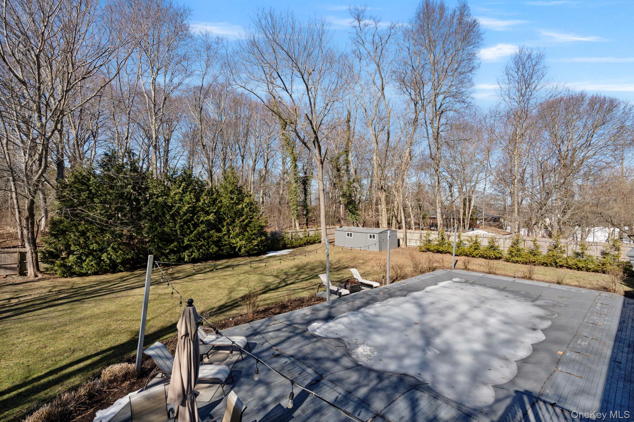 25 Cliff Road W, Wading River, NY 11792