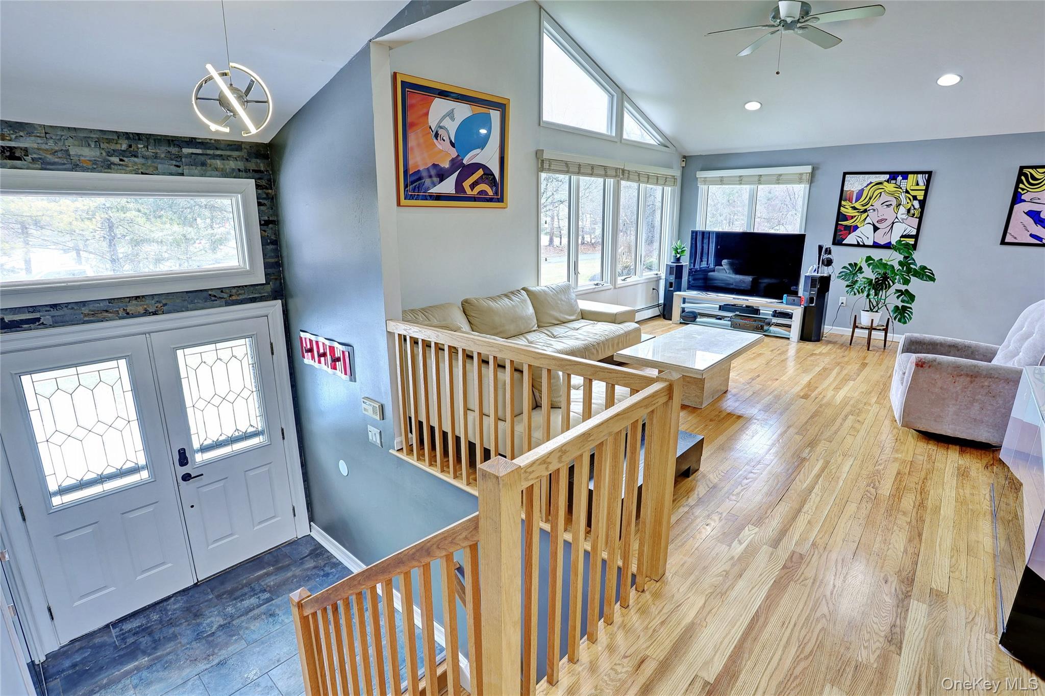 42 Cragmere Road, Airmont, NY 10901