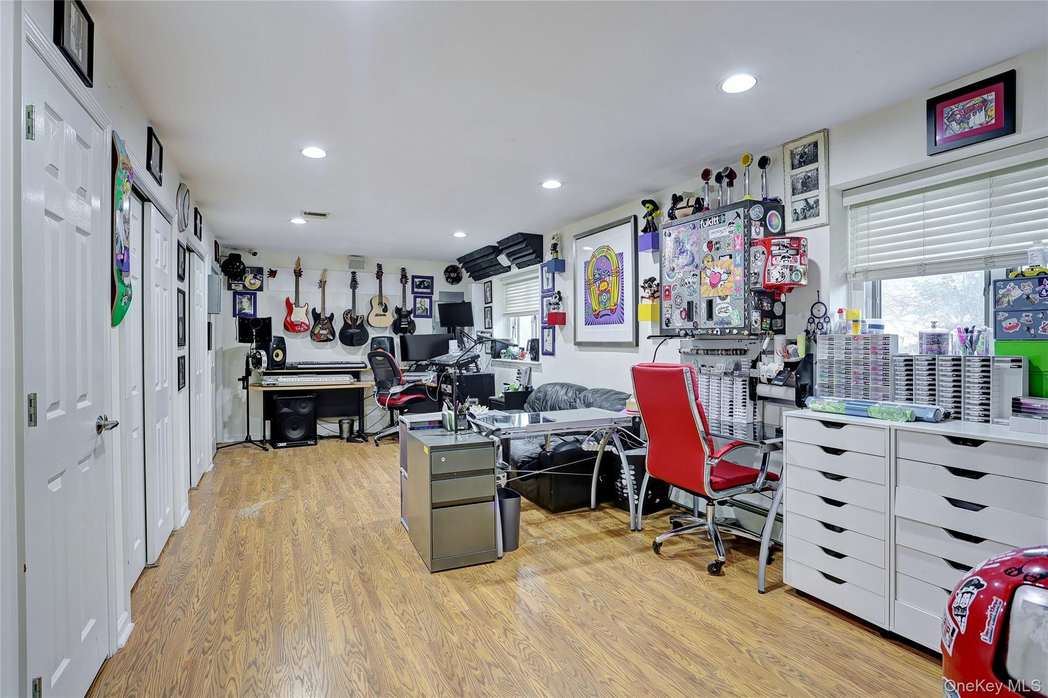 42 Cragmere Road, Airmont, NY 10901