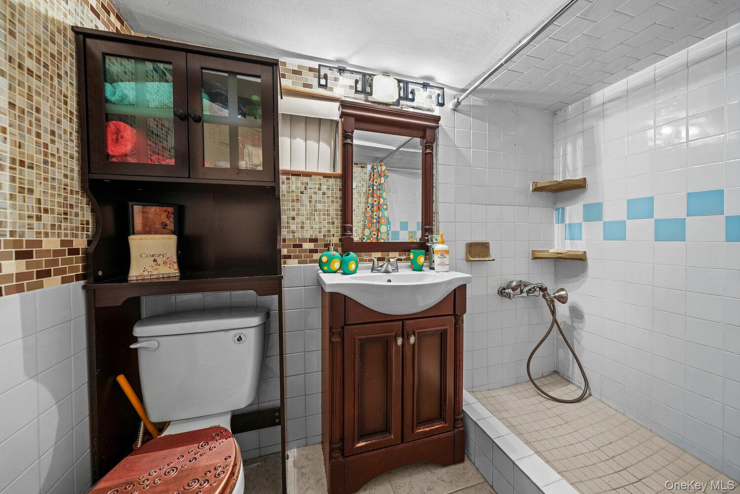 1647 E 49TH Street, Brooklyn, NY 11234