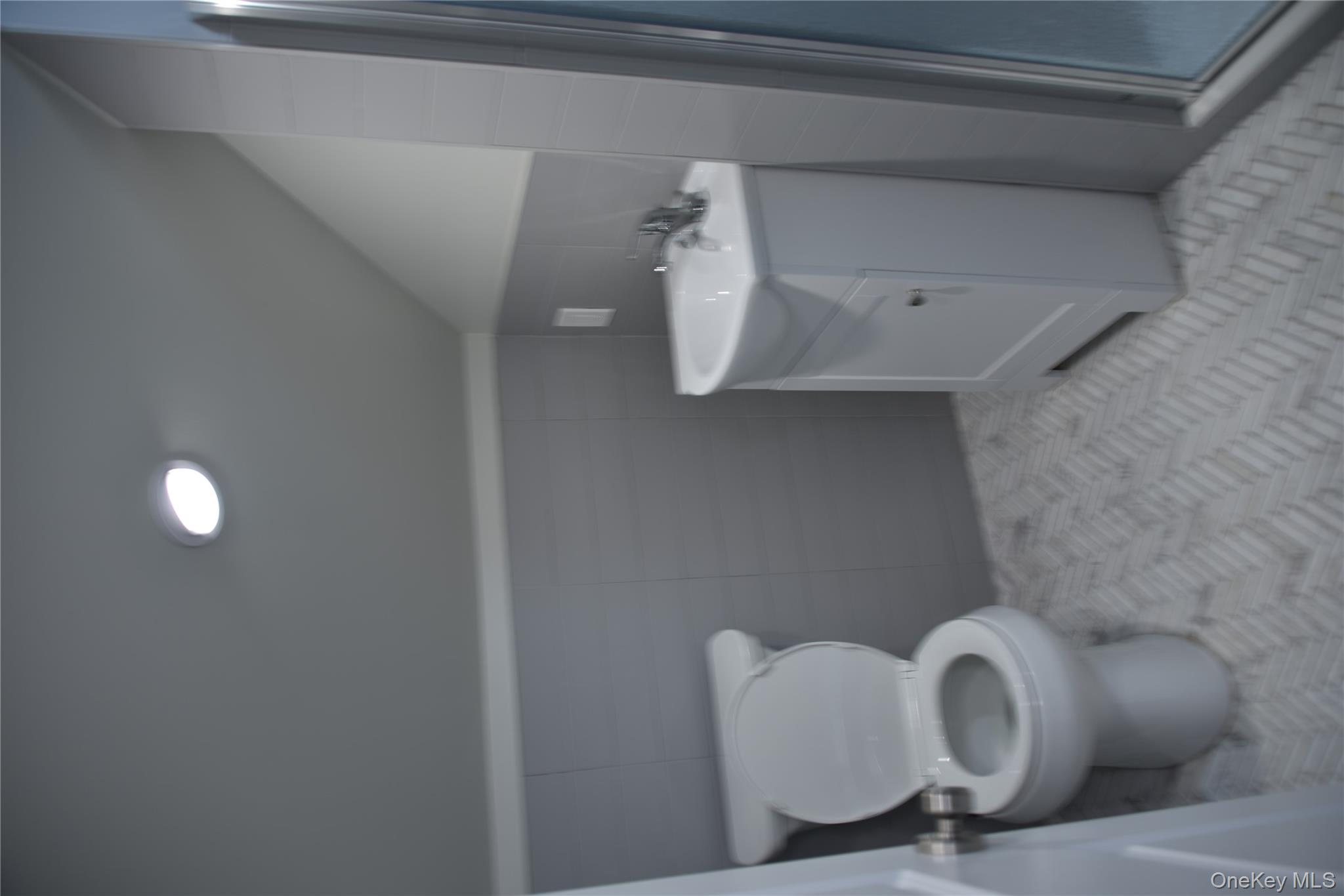 55 Acre Lane, Hicksville, NY 11801