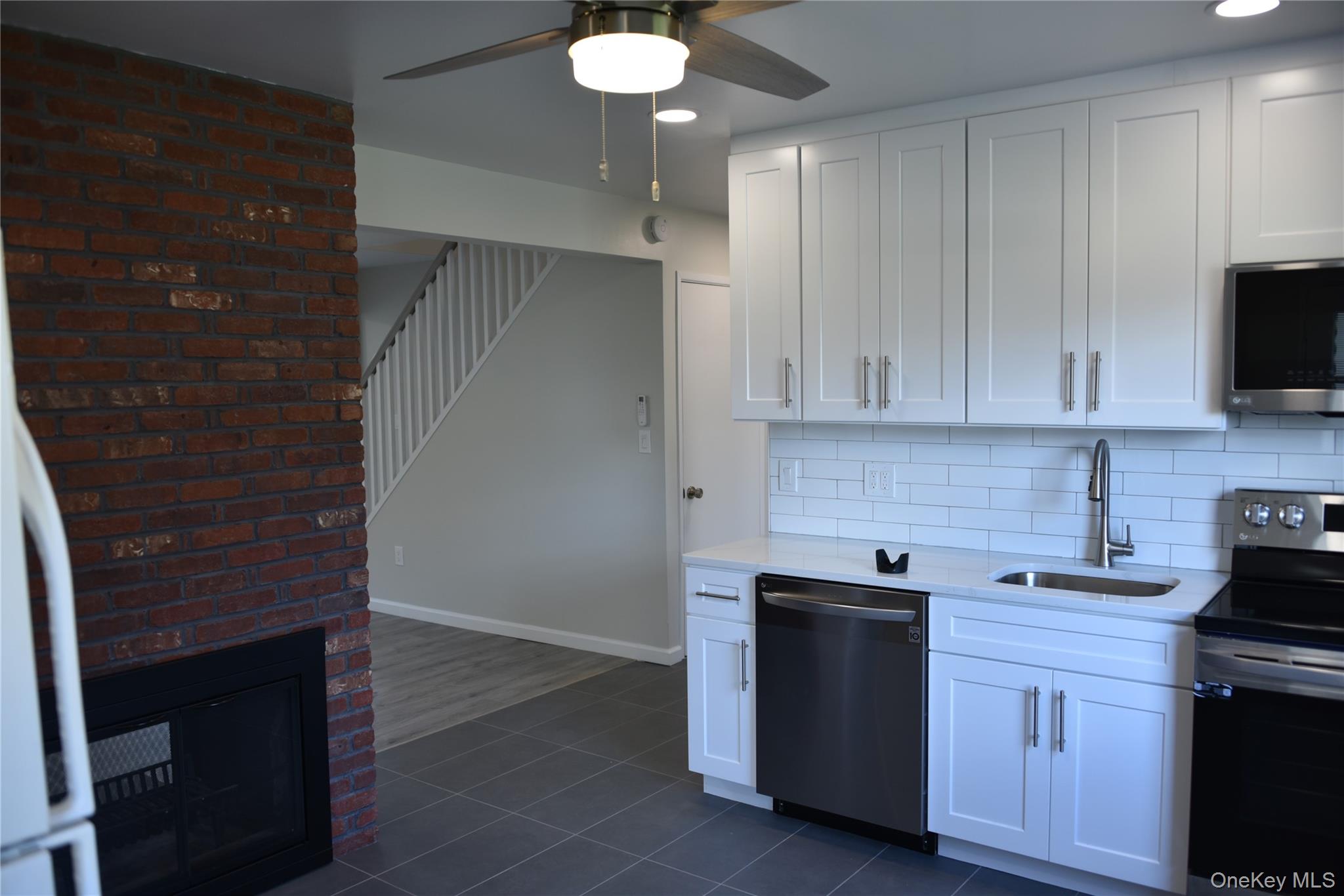 55 Acre Lane, Hicksville, NY 11801