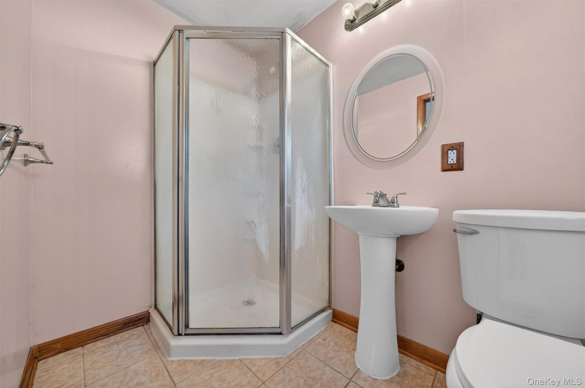 5 Loch Invar Lane, Middletown, NY 10941