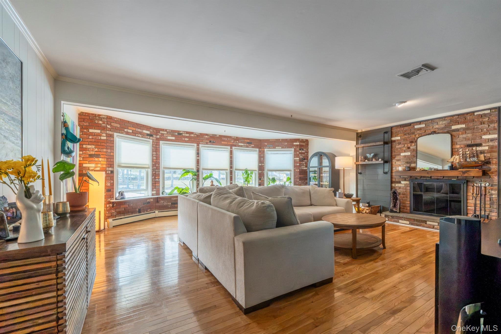 36 Arnold Drive, Kingston, NY 12401